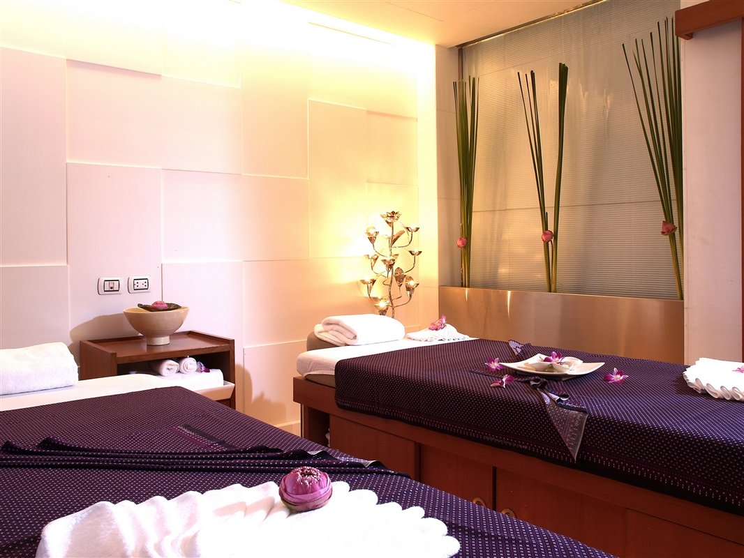 Night Hotel Bangkok - Sukhumvit 15 by null