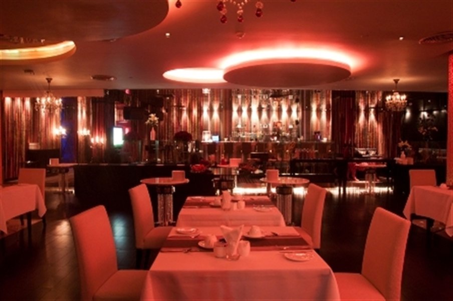 Night Hotel Bangkok - Sukhumvit 15 by null