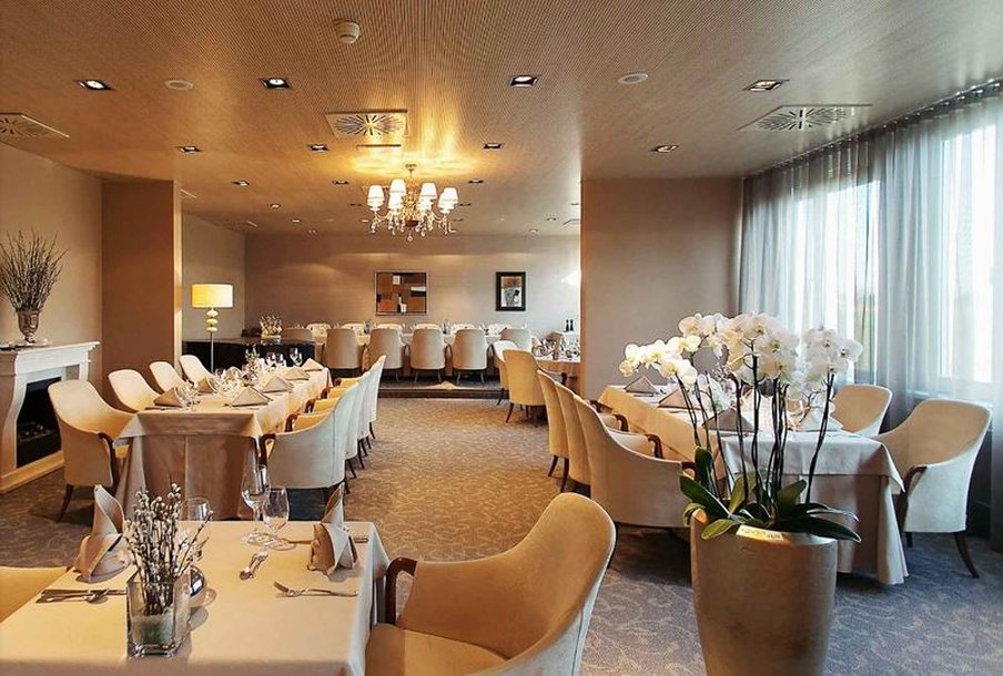 Elegans Hotel Brdo photo 8