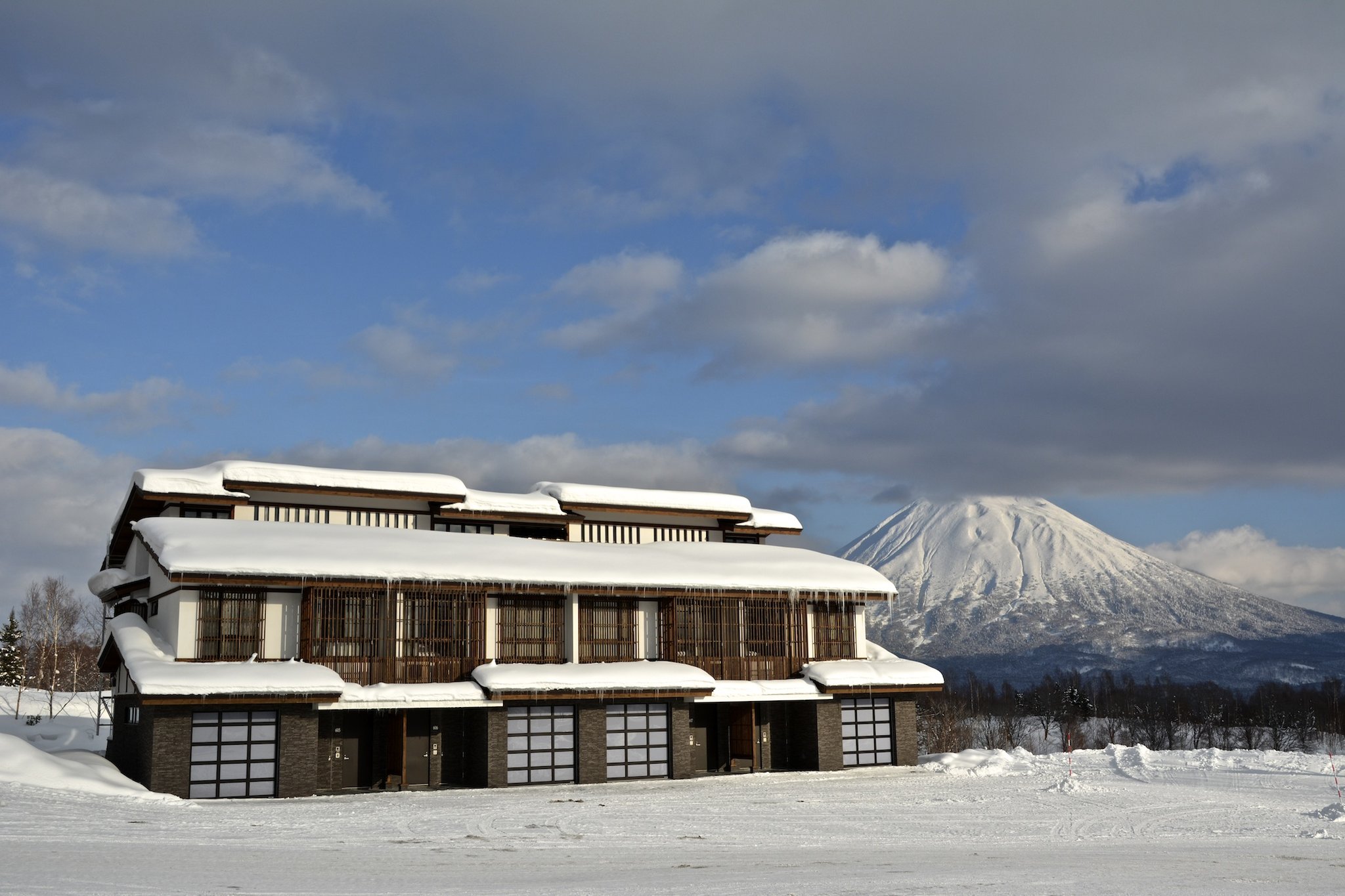 Kasara Niseko Village Townhouse by null