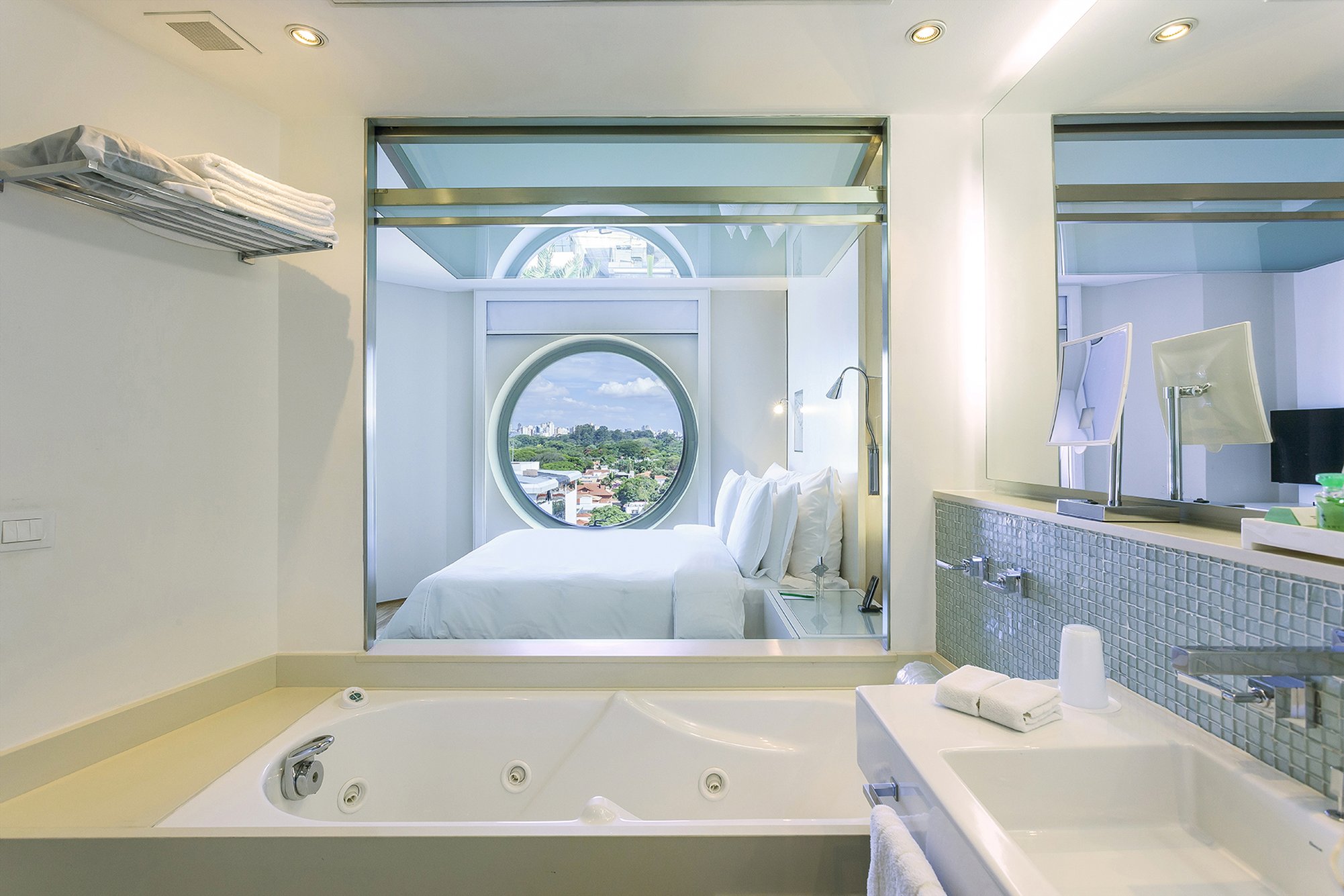 Hotel Unique by null