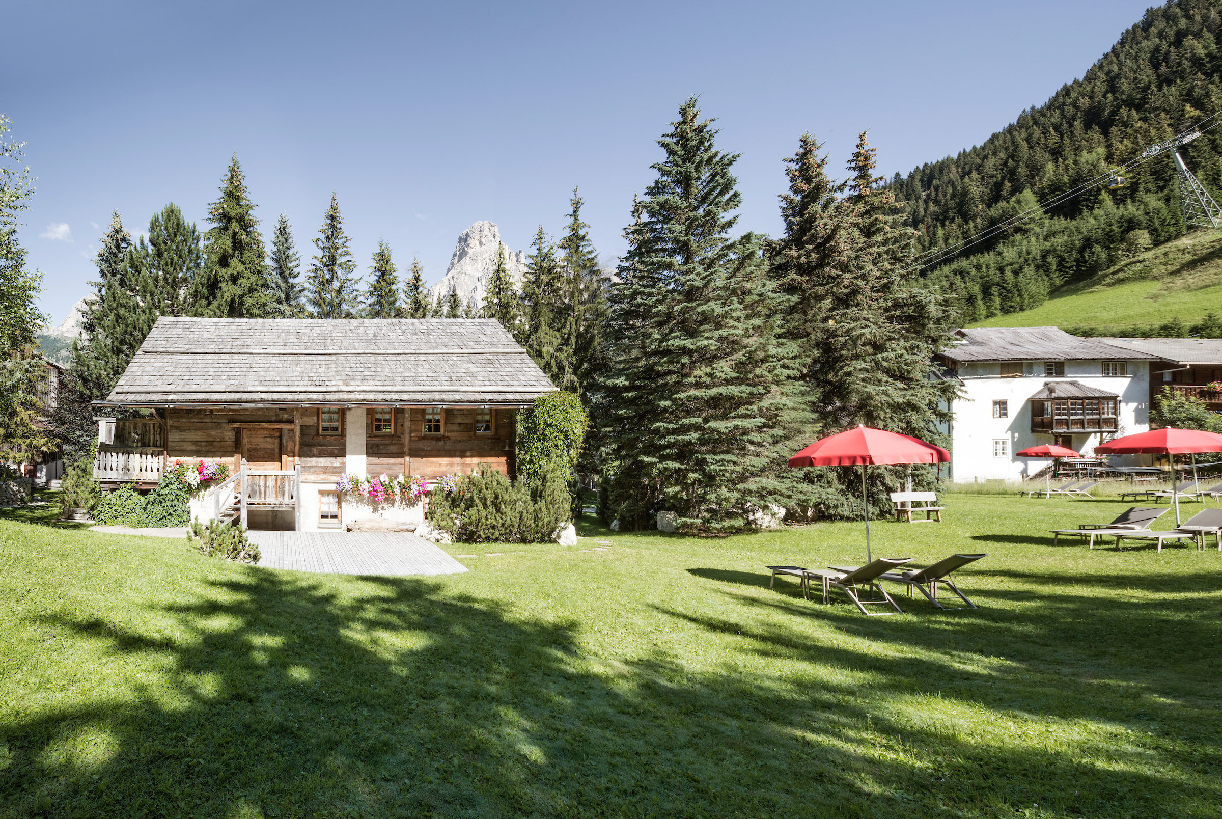 Hotel La Perla by null