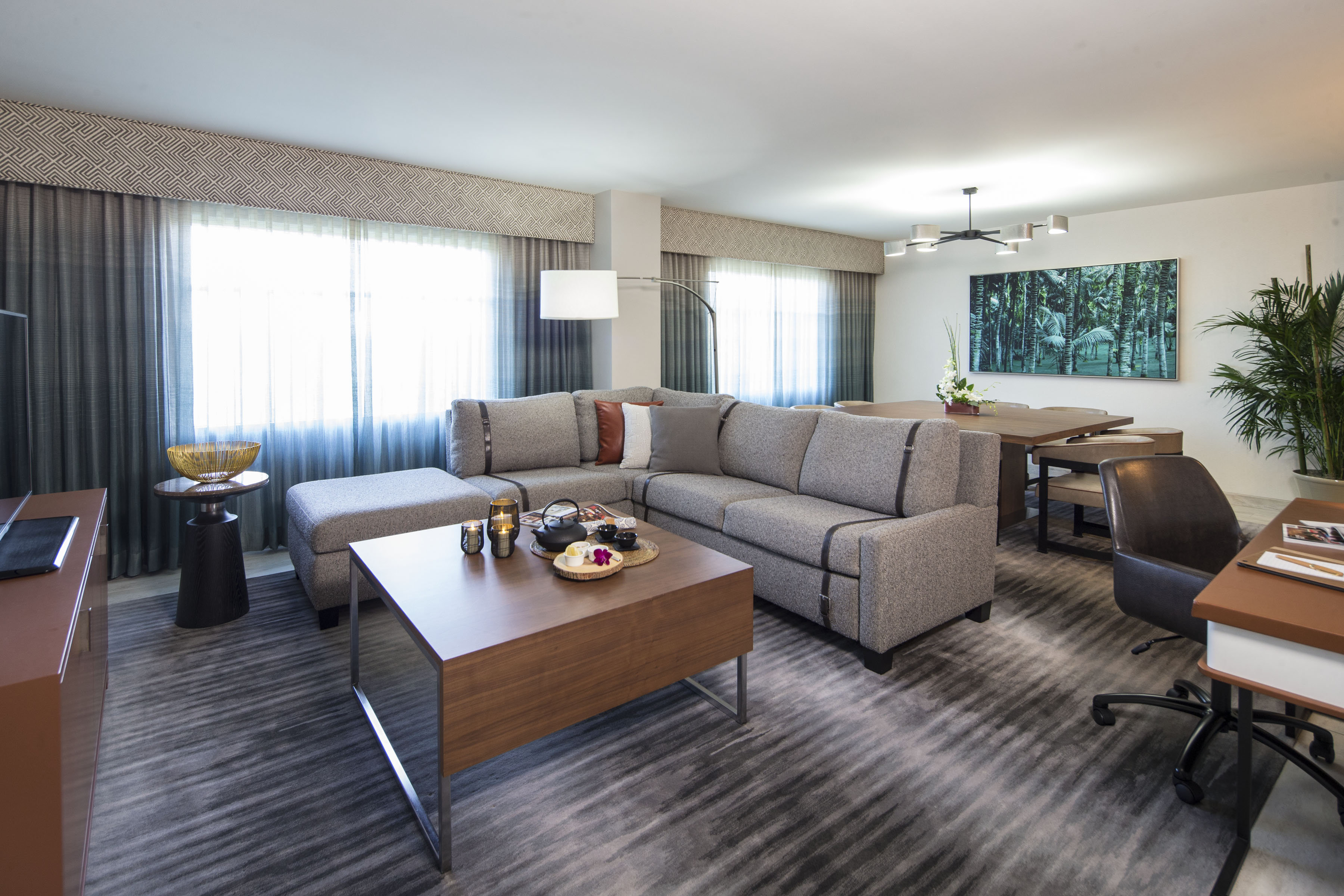 Loews Royal Pacific Resort at Universal Orlando by null