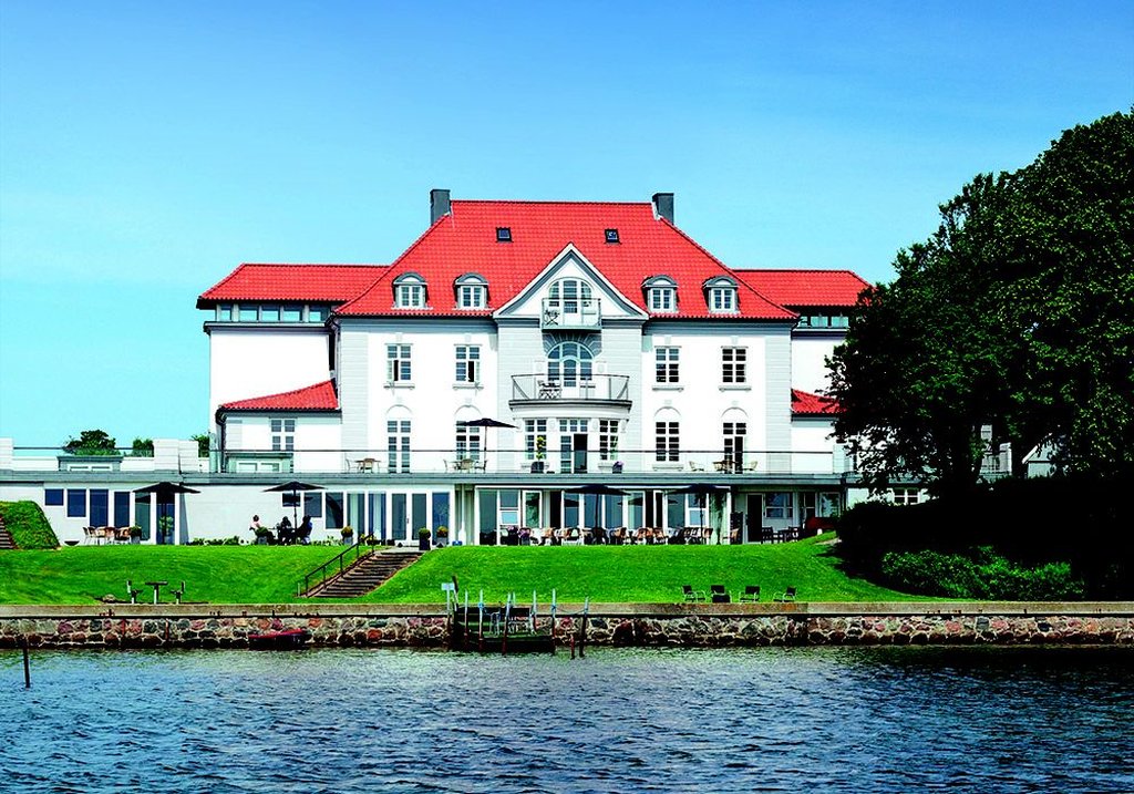 Sinatur Hotel Sixtus image