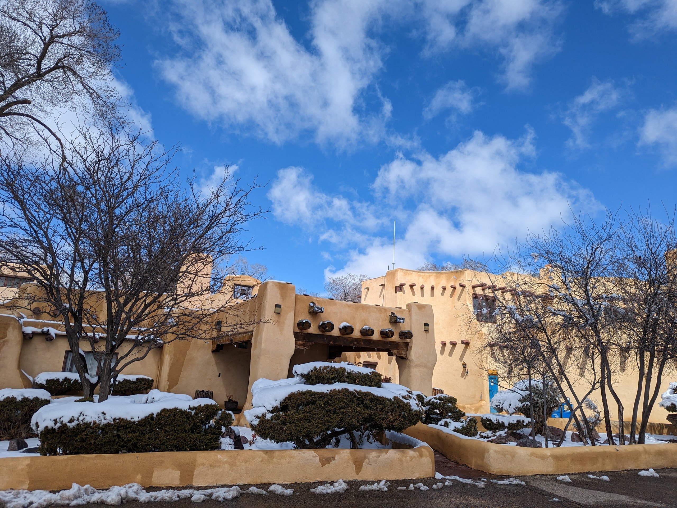 Sagebrush Inn & Suites by null