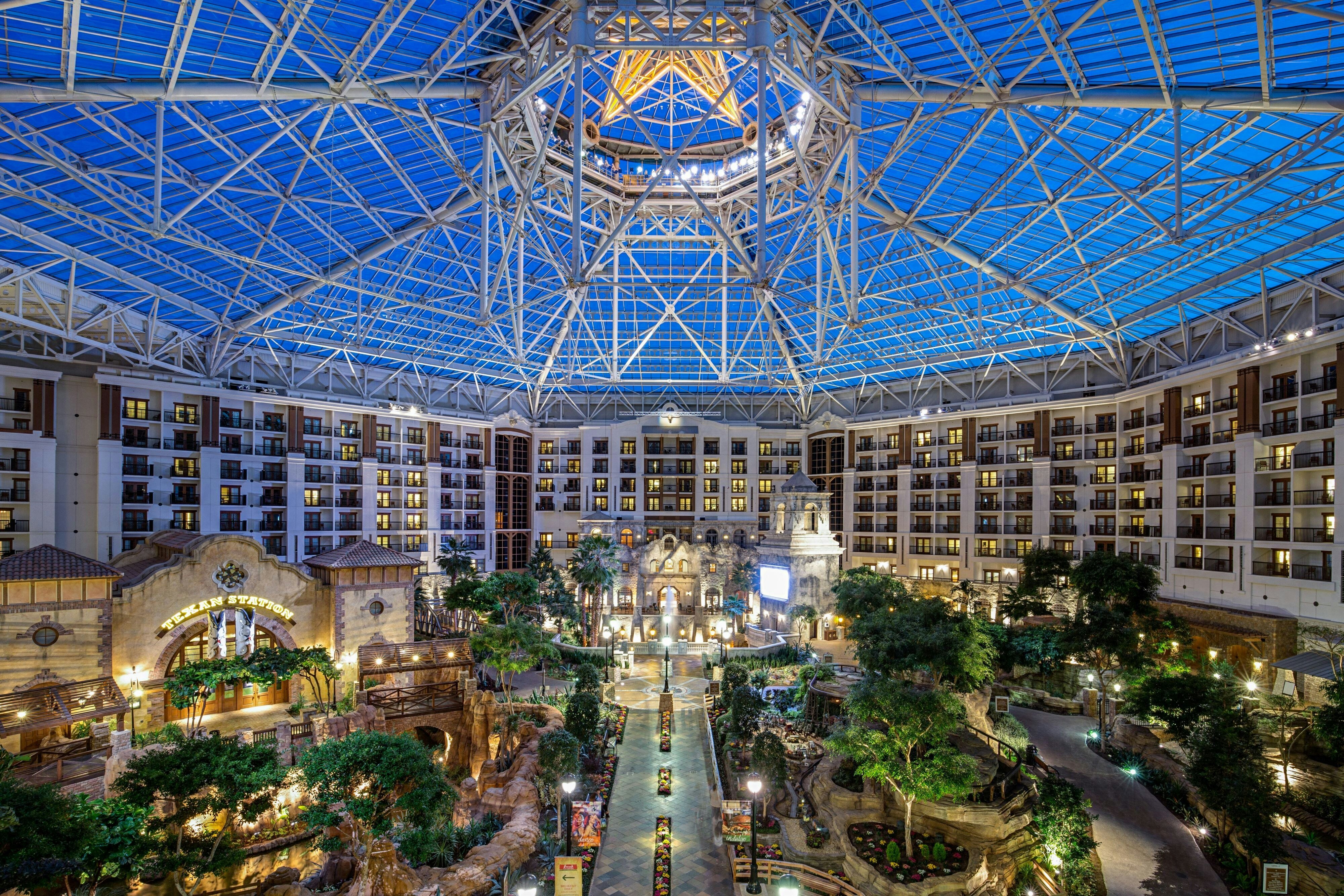 Gaylord Texan Resort & Convention Center by null