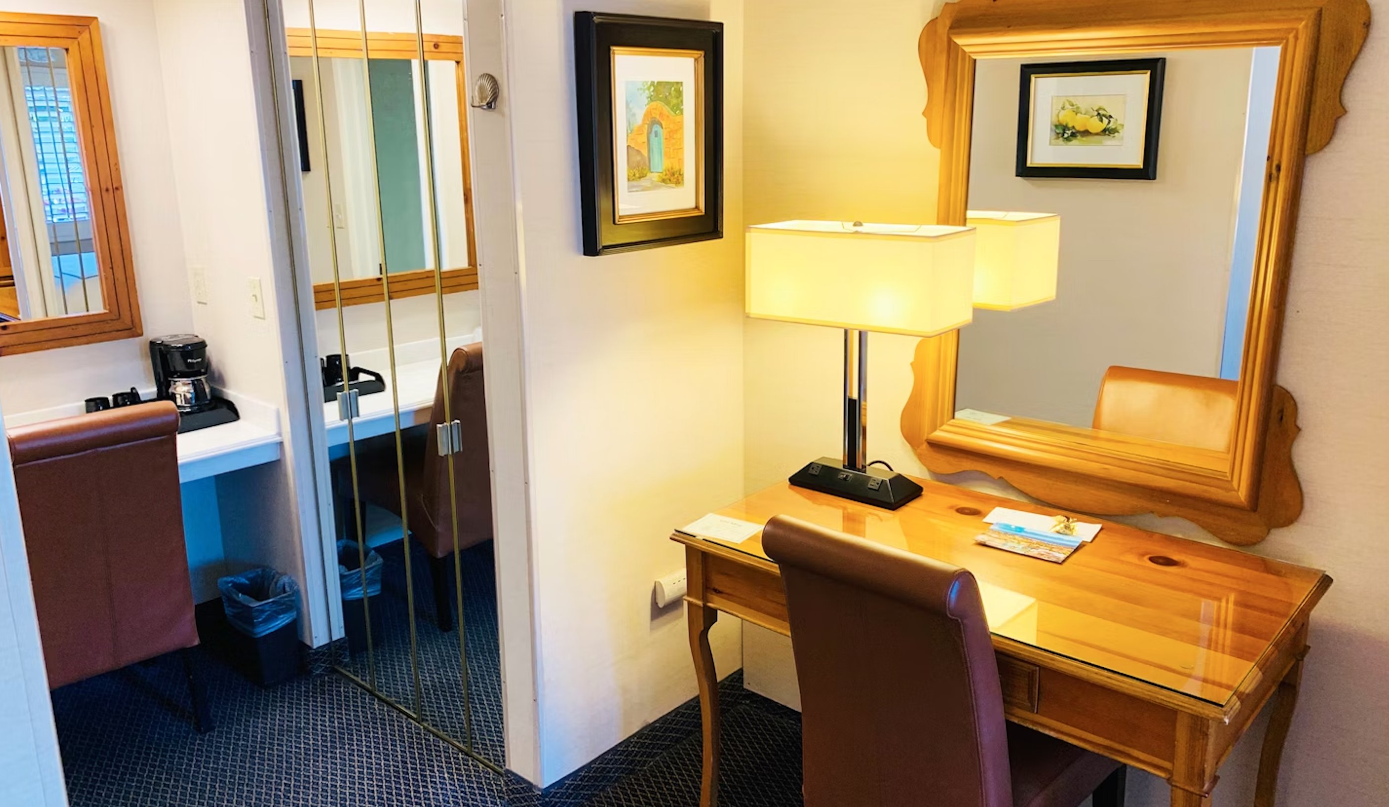 Franciscan Inn & Suites by null