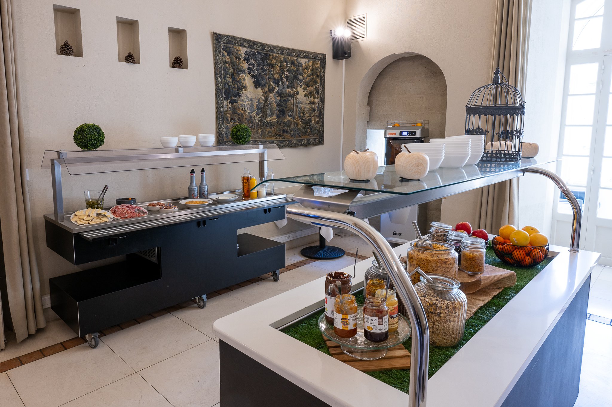 Hotel Cloitre Saint Louis by null