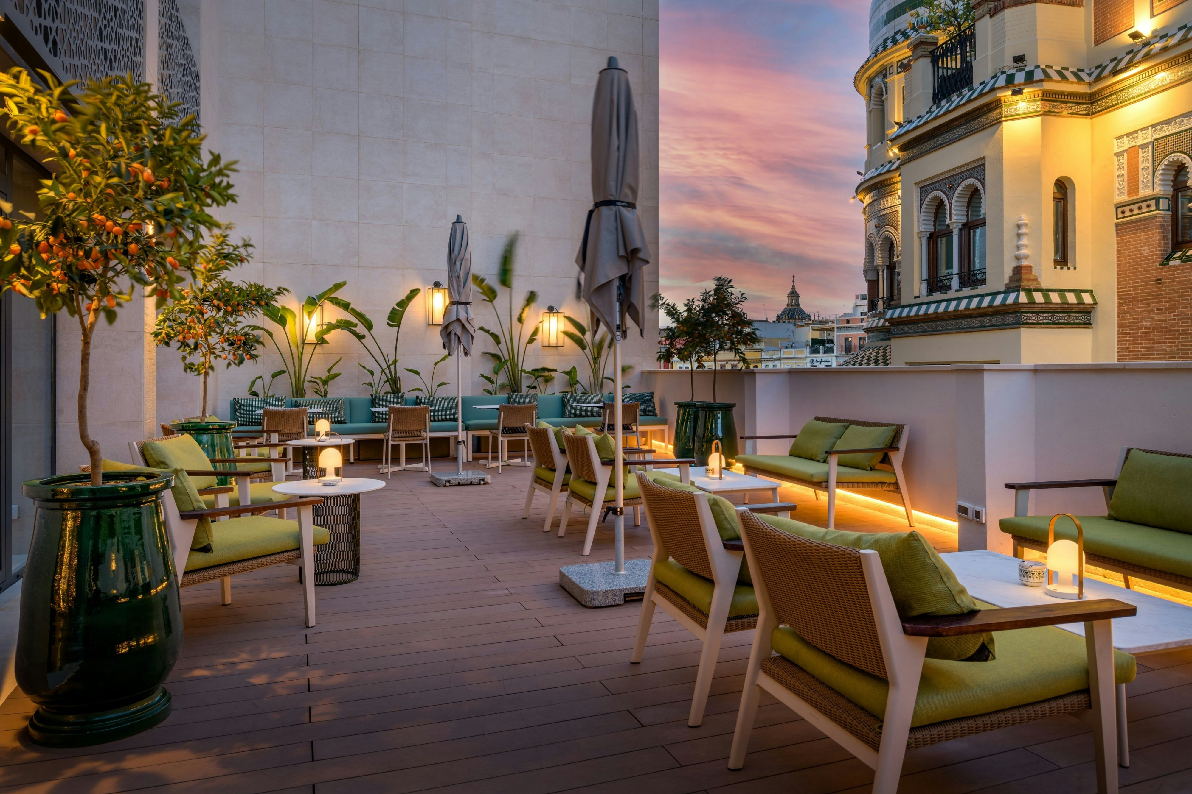 Querencia de Sevilla, Autograph Collection by null