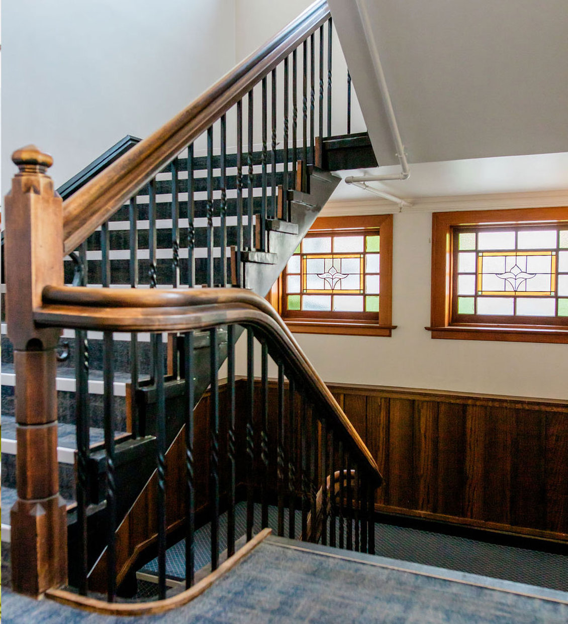 The Cambridge Hotel by null