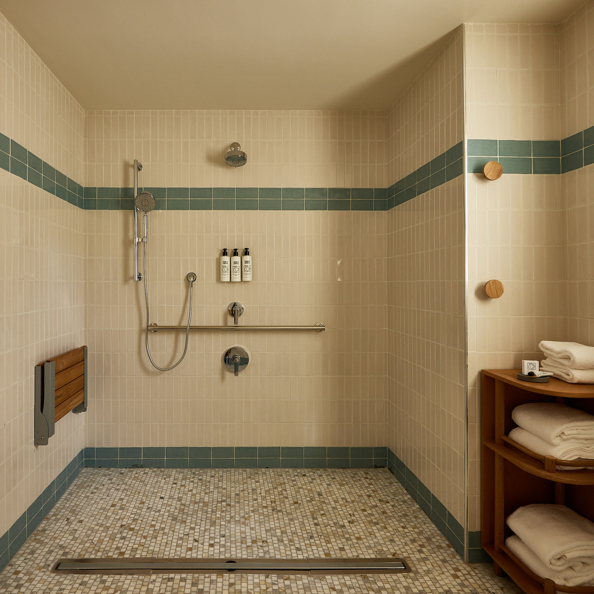 The Beachside Hotel by null