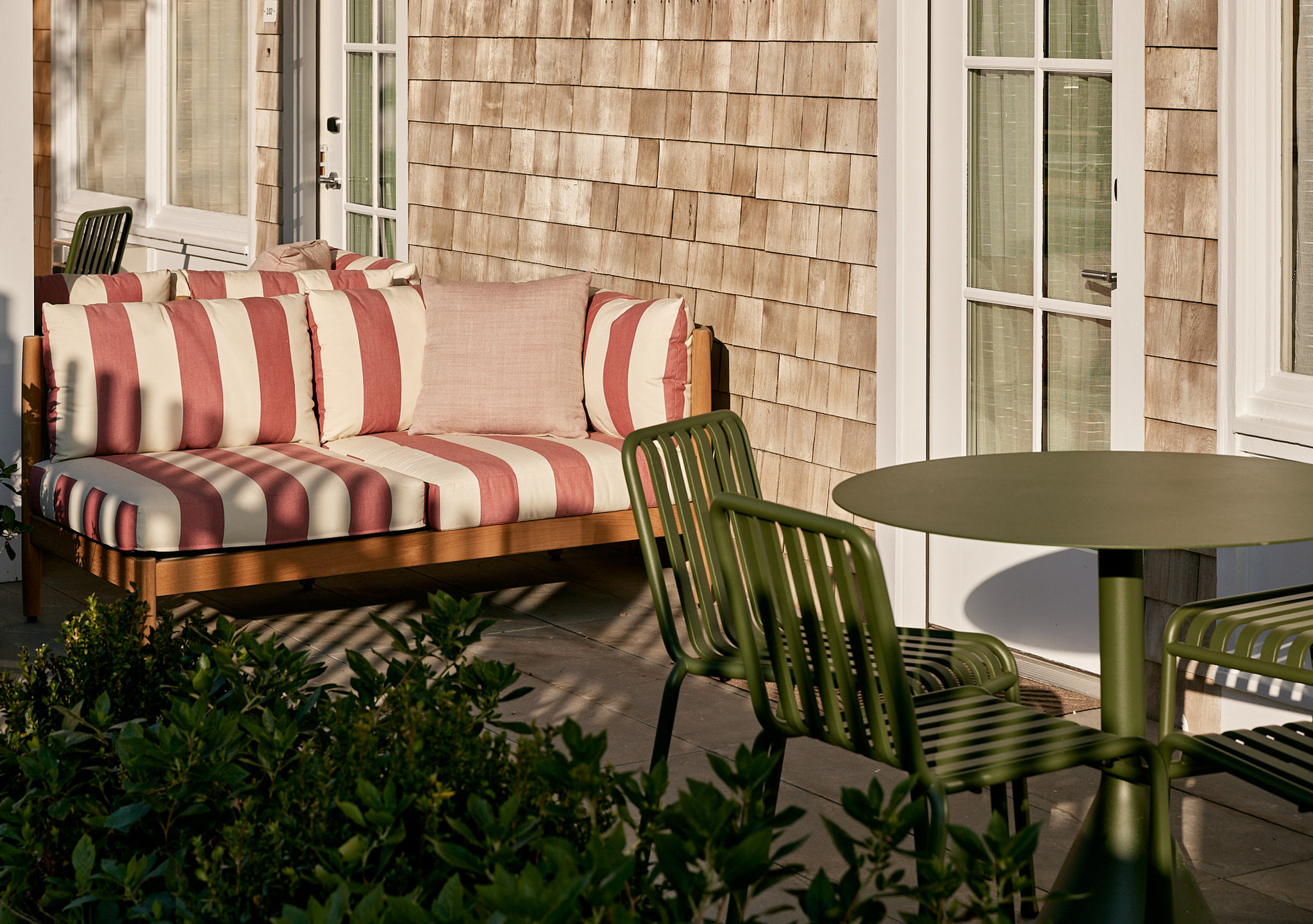 The Beachside Hotel by null