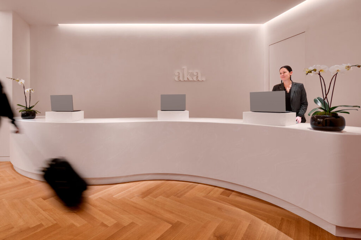 Hotel AKA Back Bay by null