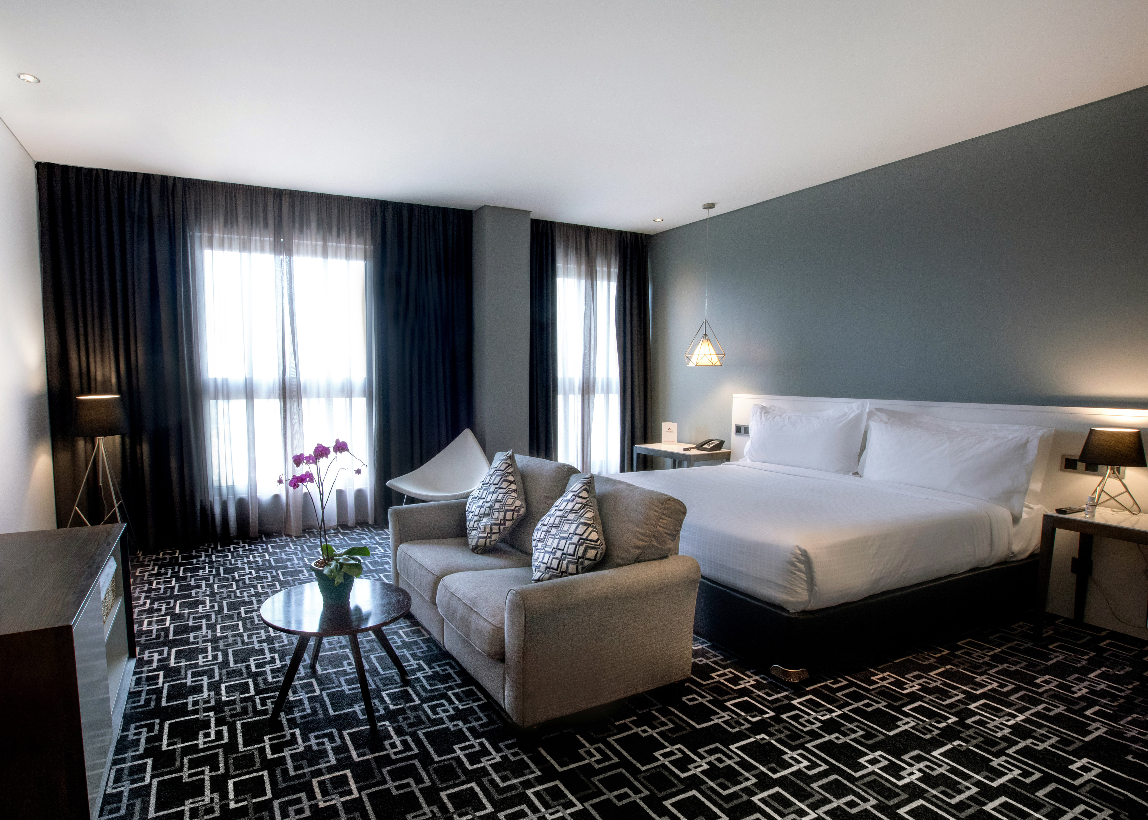 Trademark Hotel by null