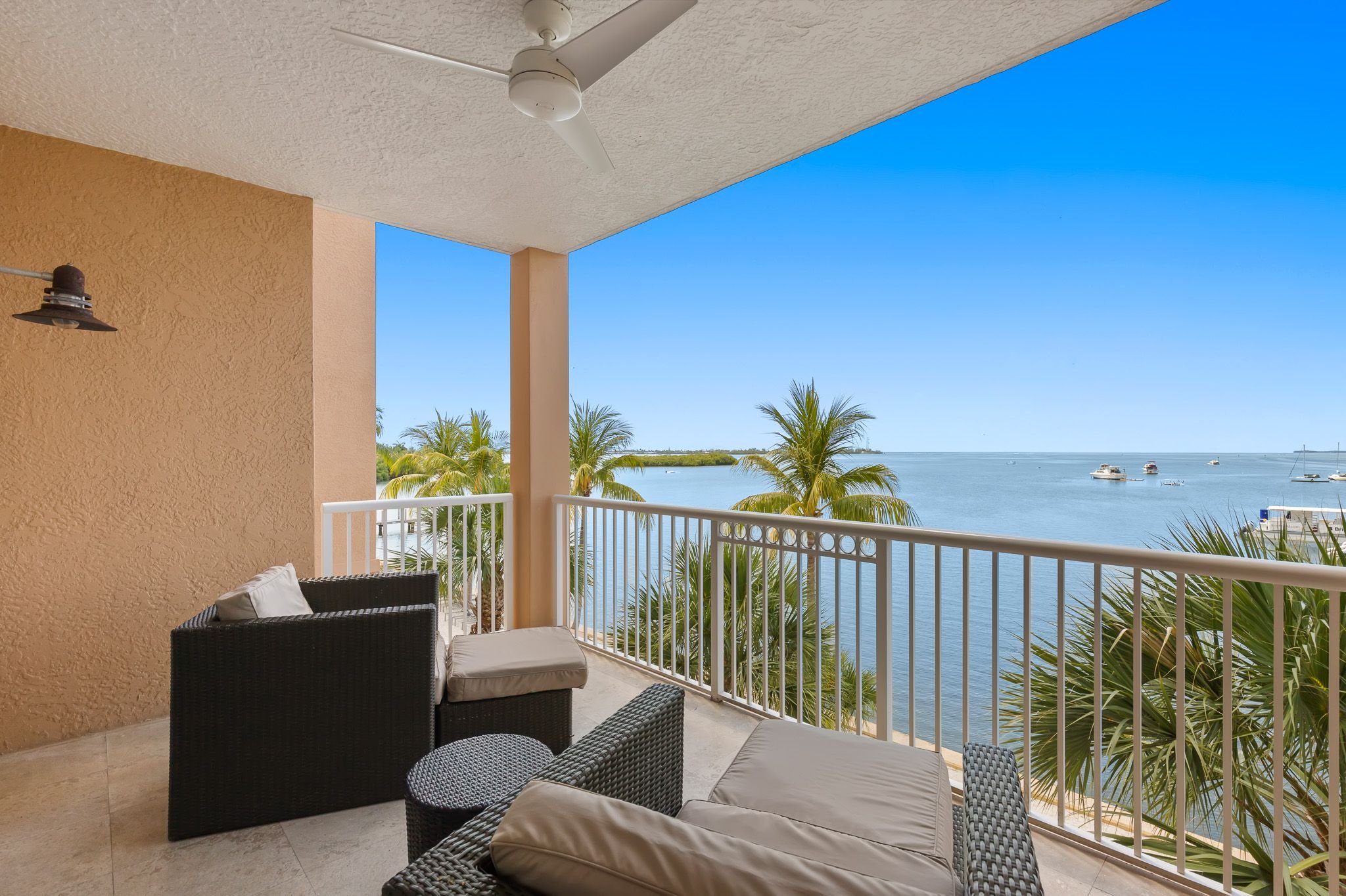 Beachside Resort & Residences photo 2