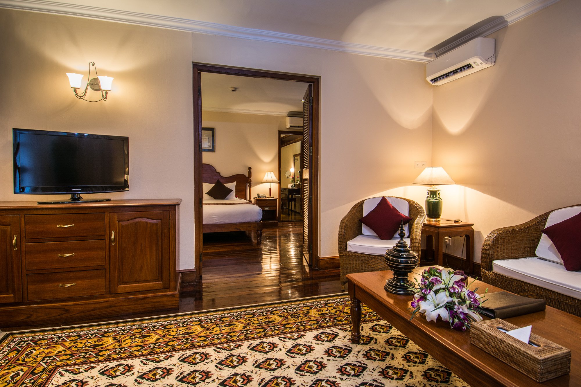 Savoy Hotel Yangon by null