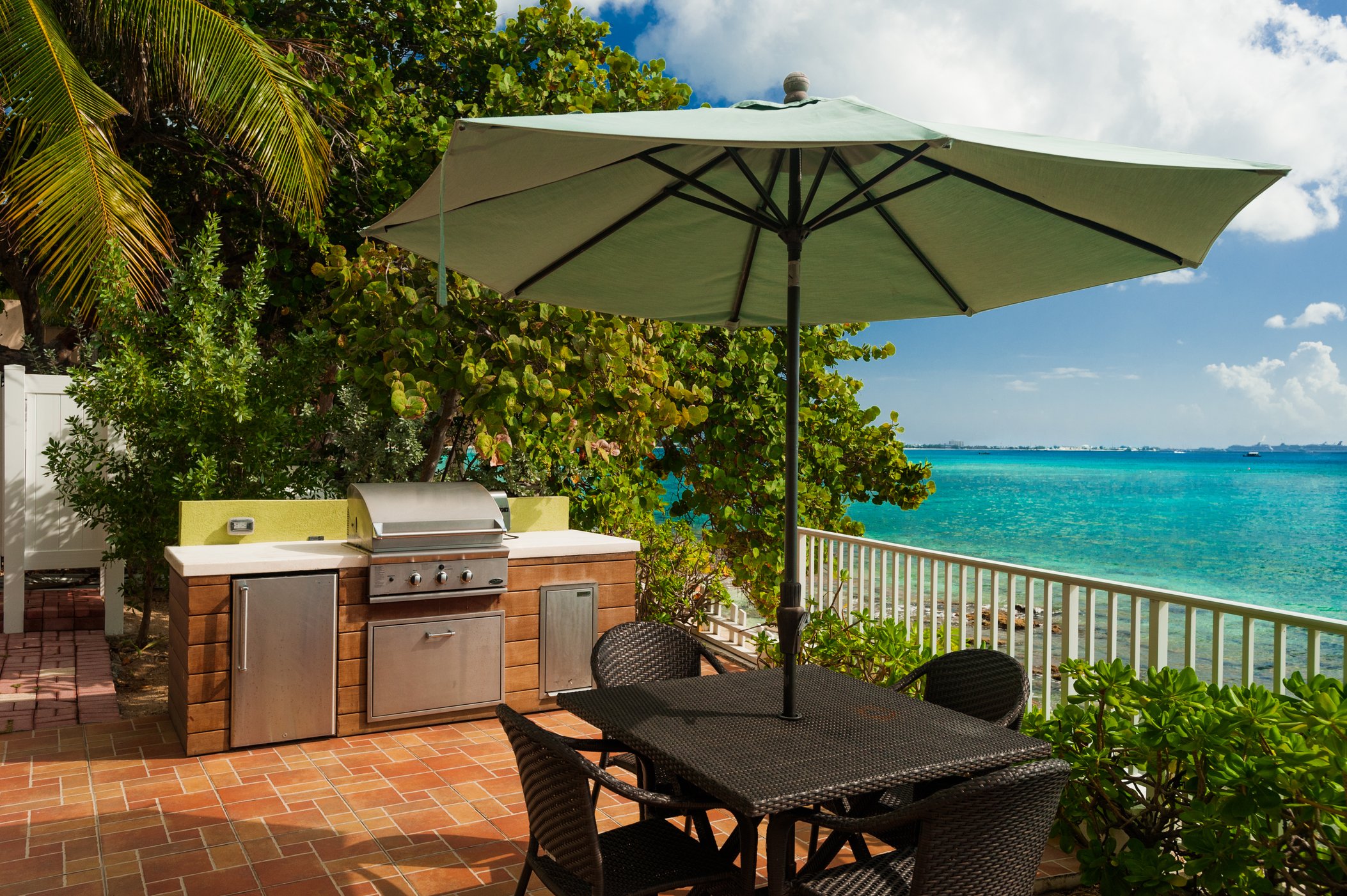 Luxury Cayman Villas by null