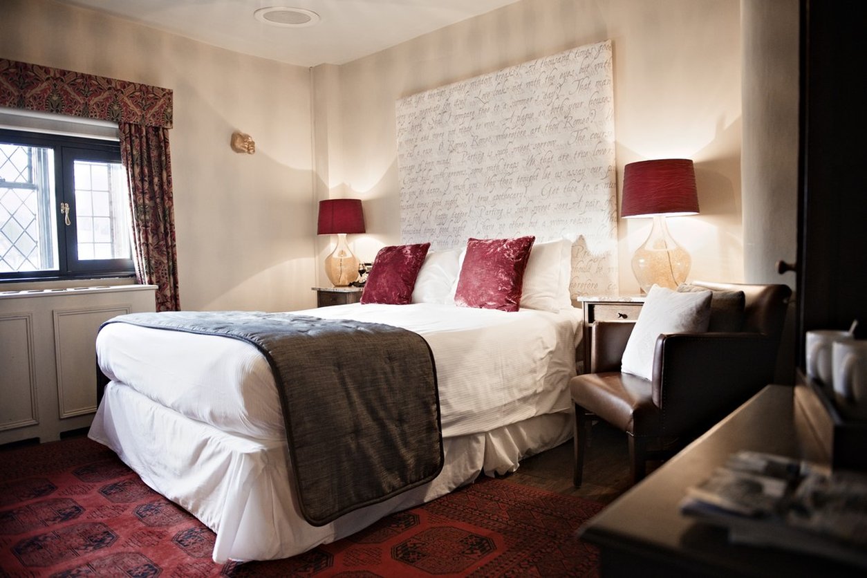 The White Swan Hotel, Stratford by null