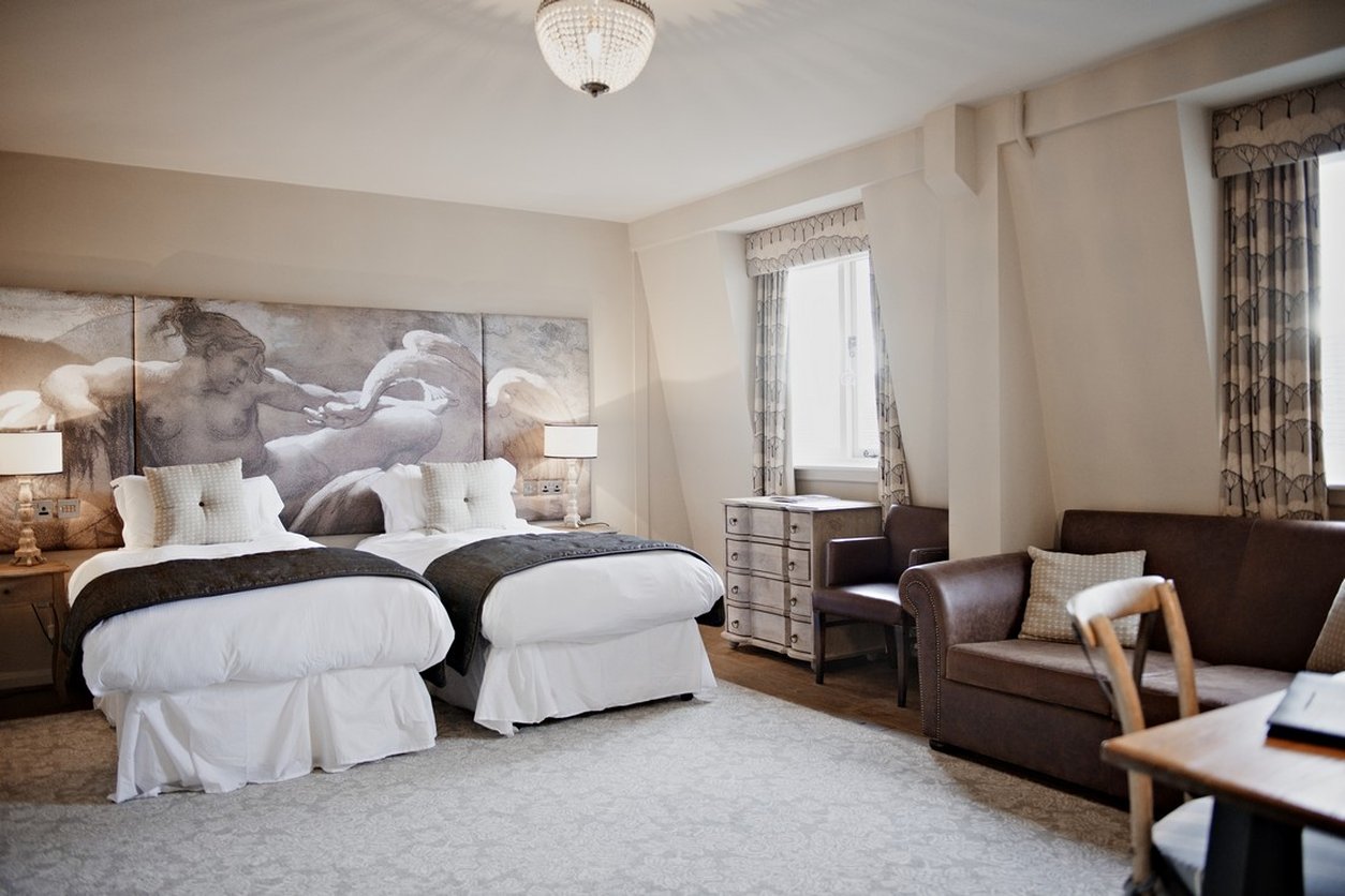 The White Swan Hotel, Stratford by null