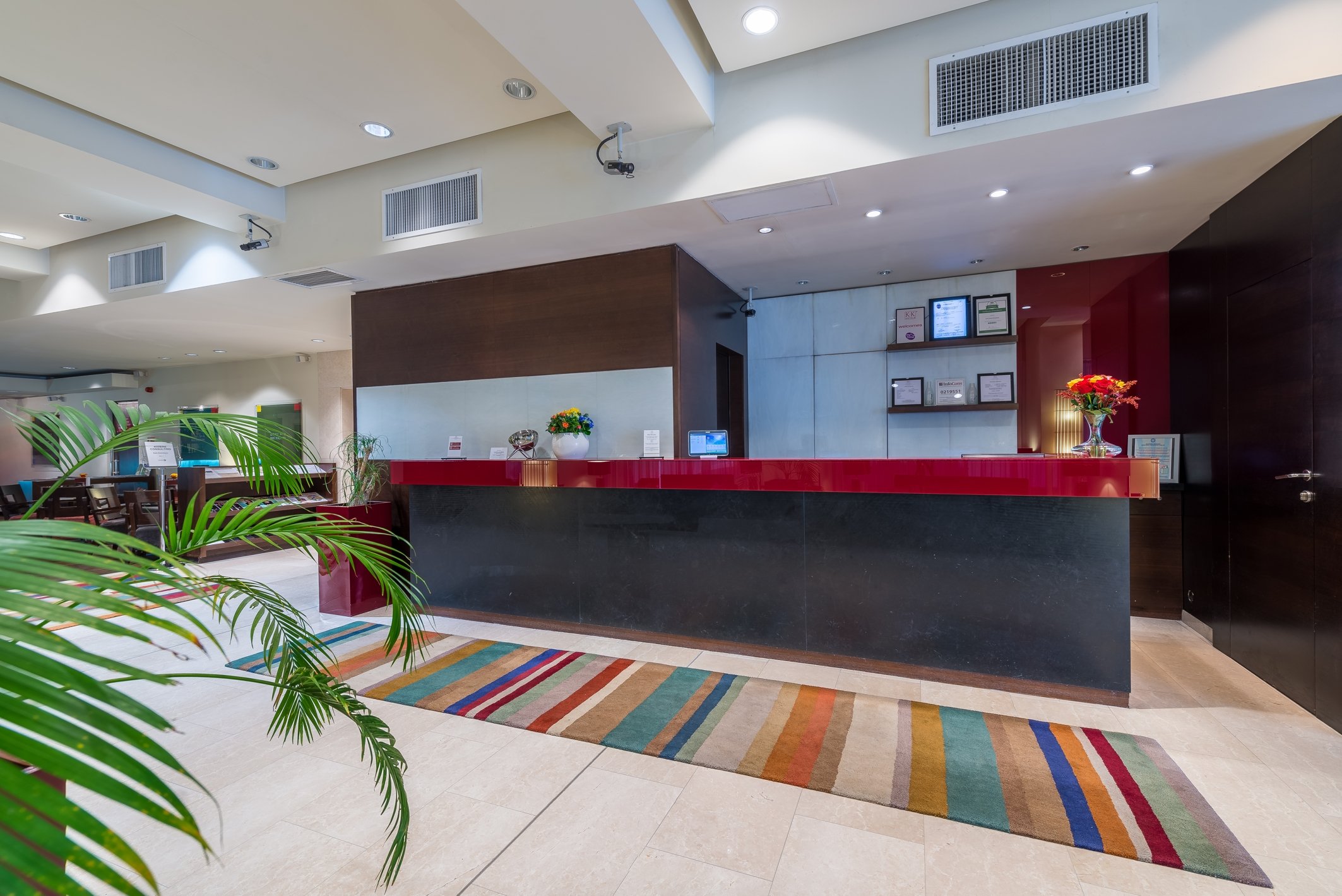 PeakTure Hotel Bucharest by null