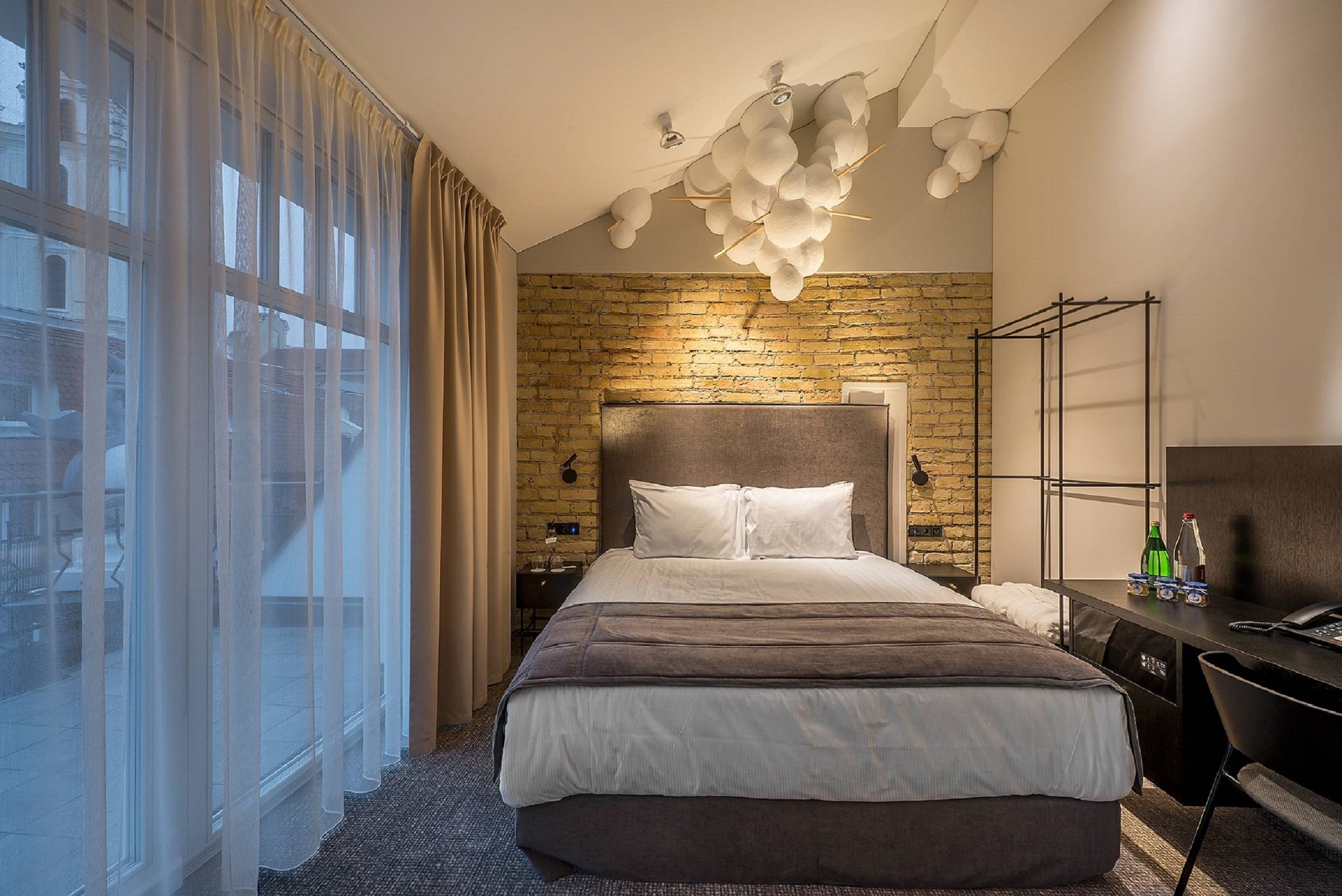 Artagonist hotel by null