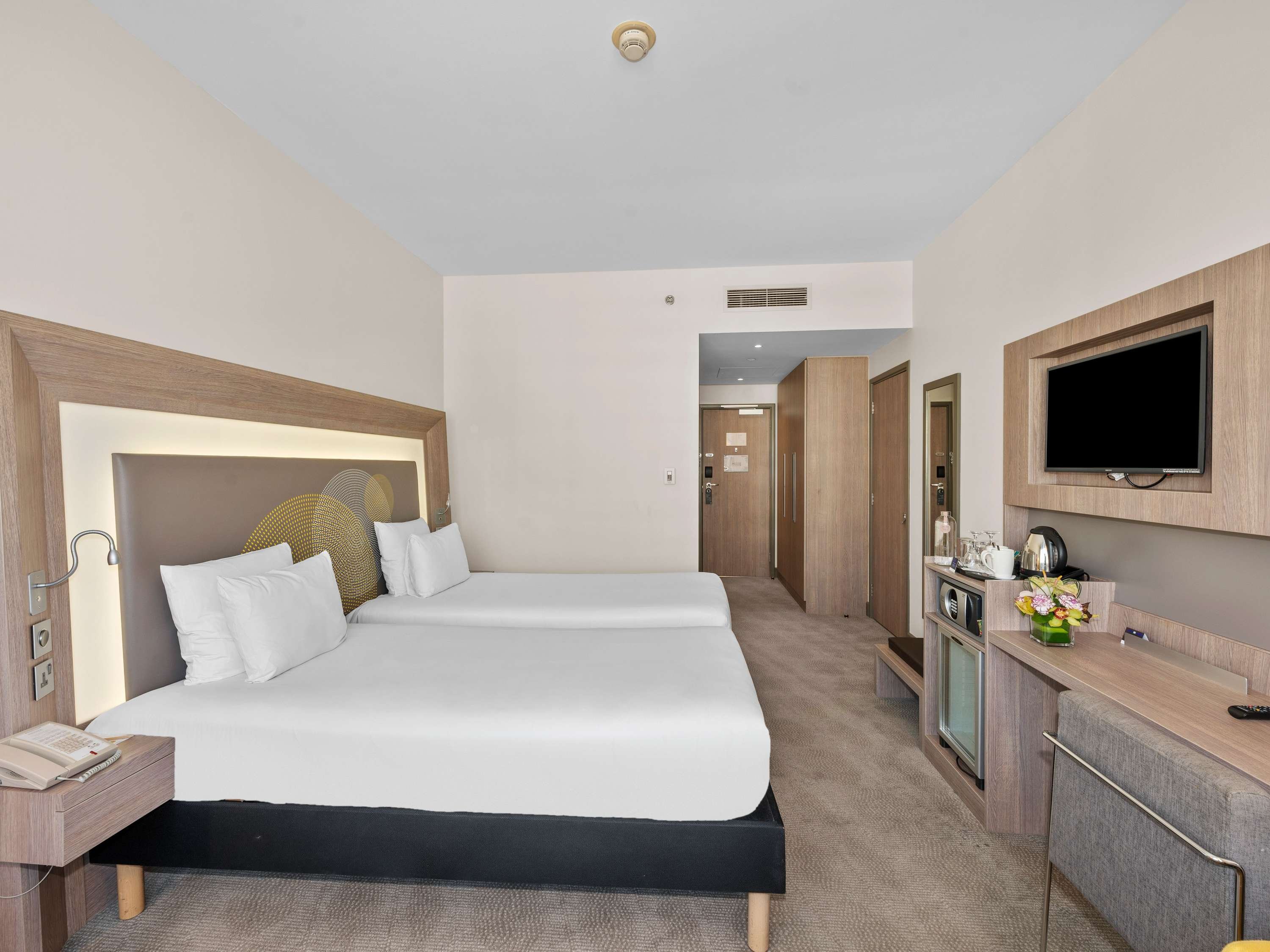 Novotel World Trade Centre Dubai by null