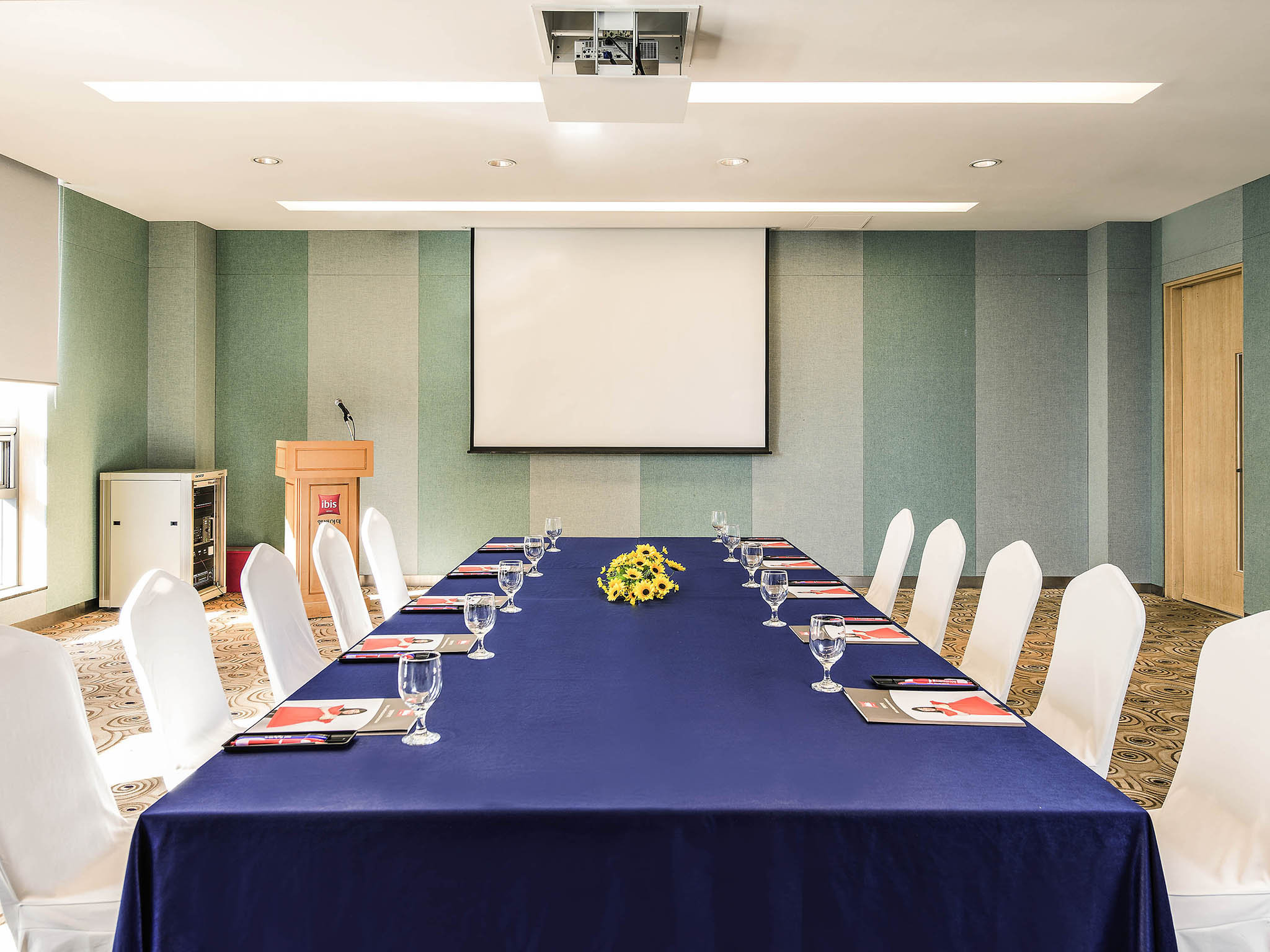 ibis Ambassador Busan City Centre by null