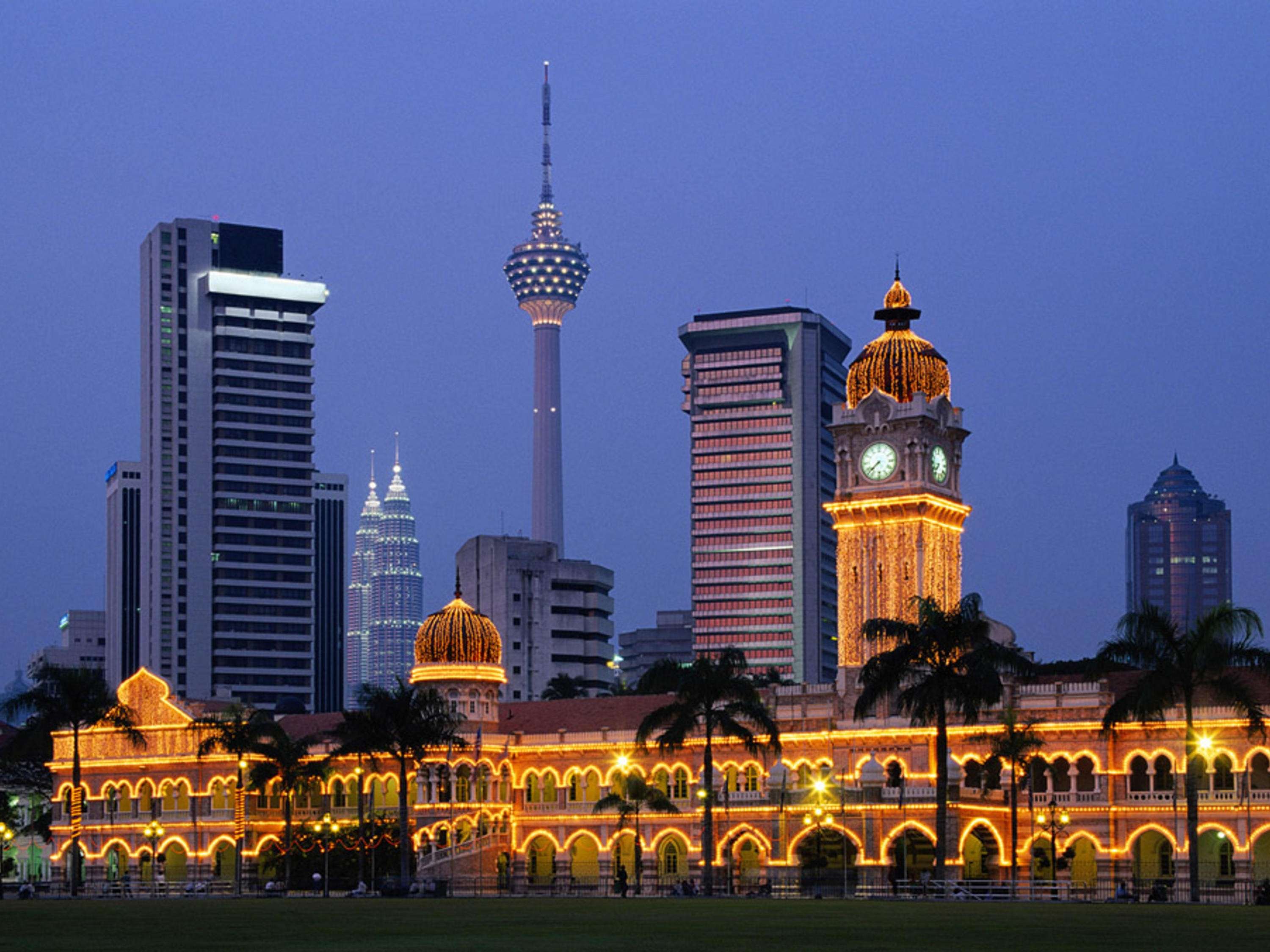 Куала лумпур klcc. Сингапур башни петронас. Башни петронас малайзия. Малайзи. Куала лумпур панорама.