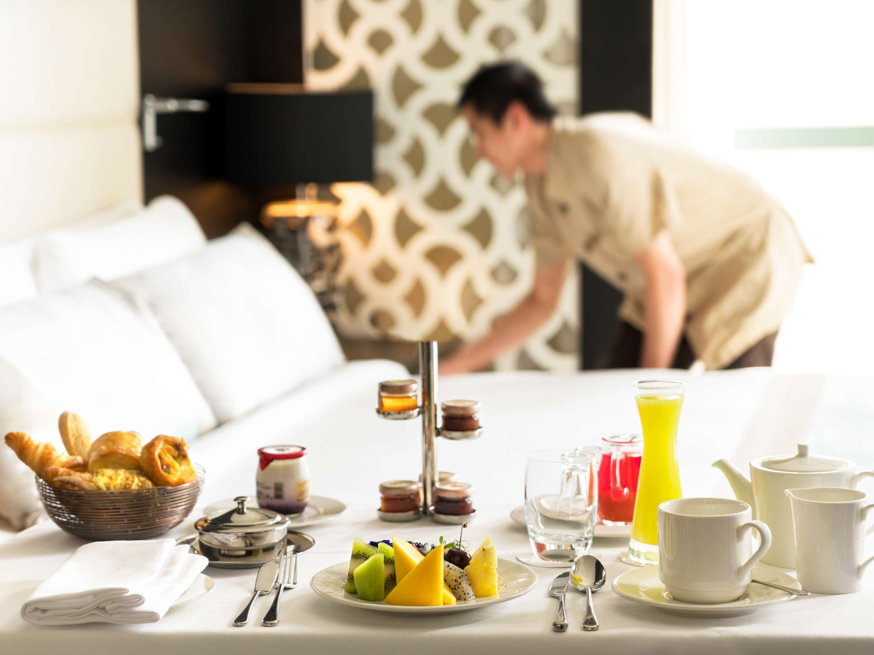 Sofitel Abu Dhabi Corniche by null