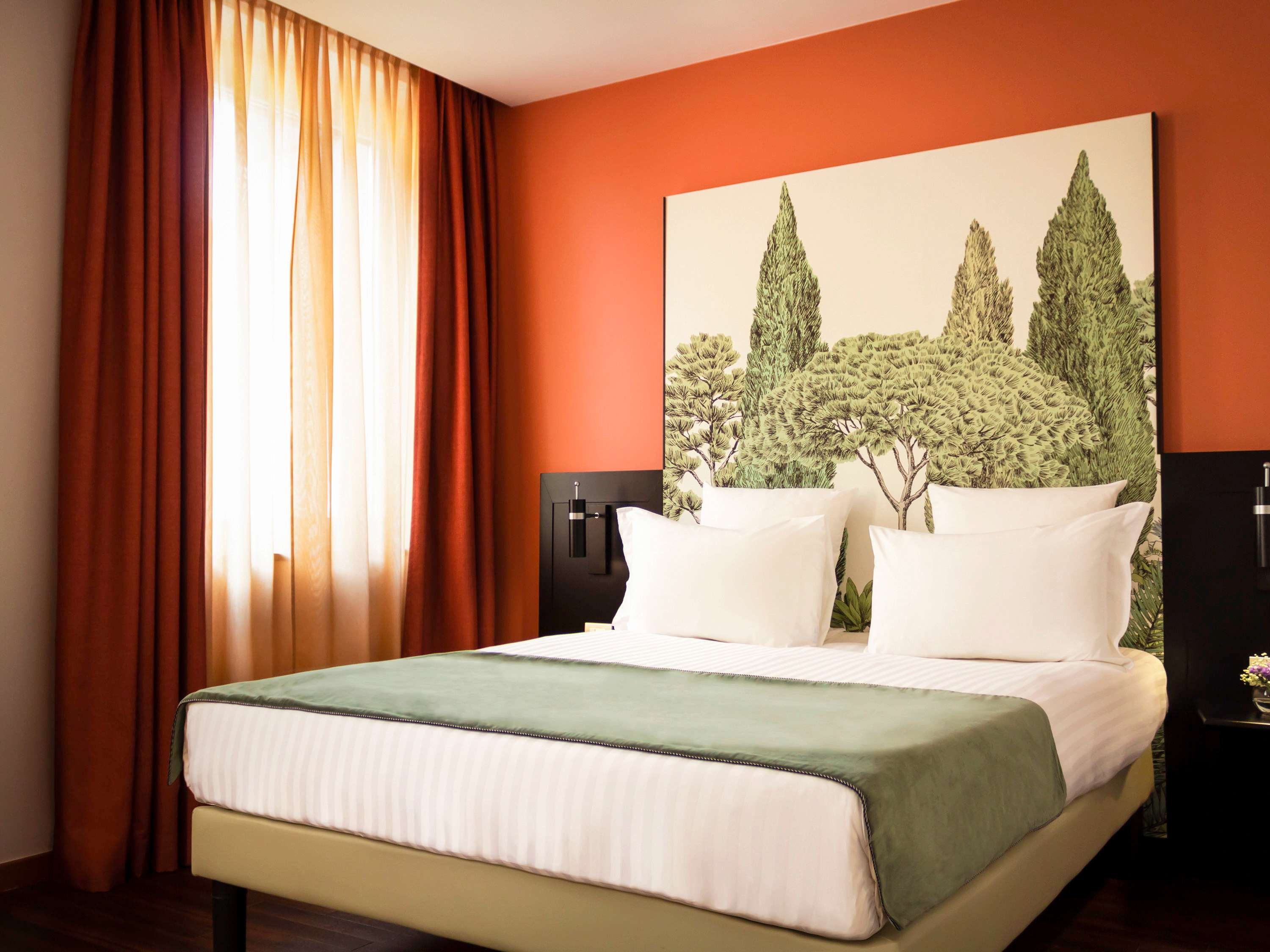 Mercure Roma Corso Trieste by null