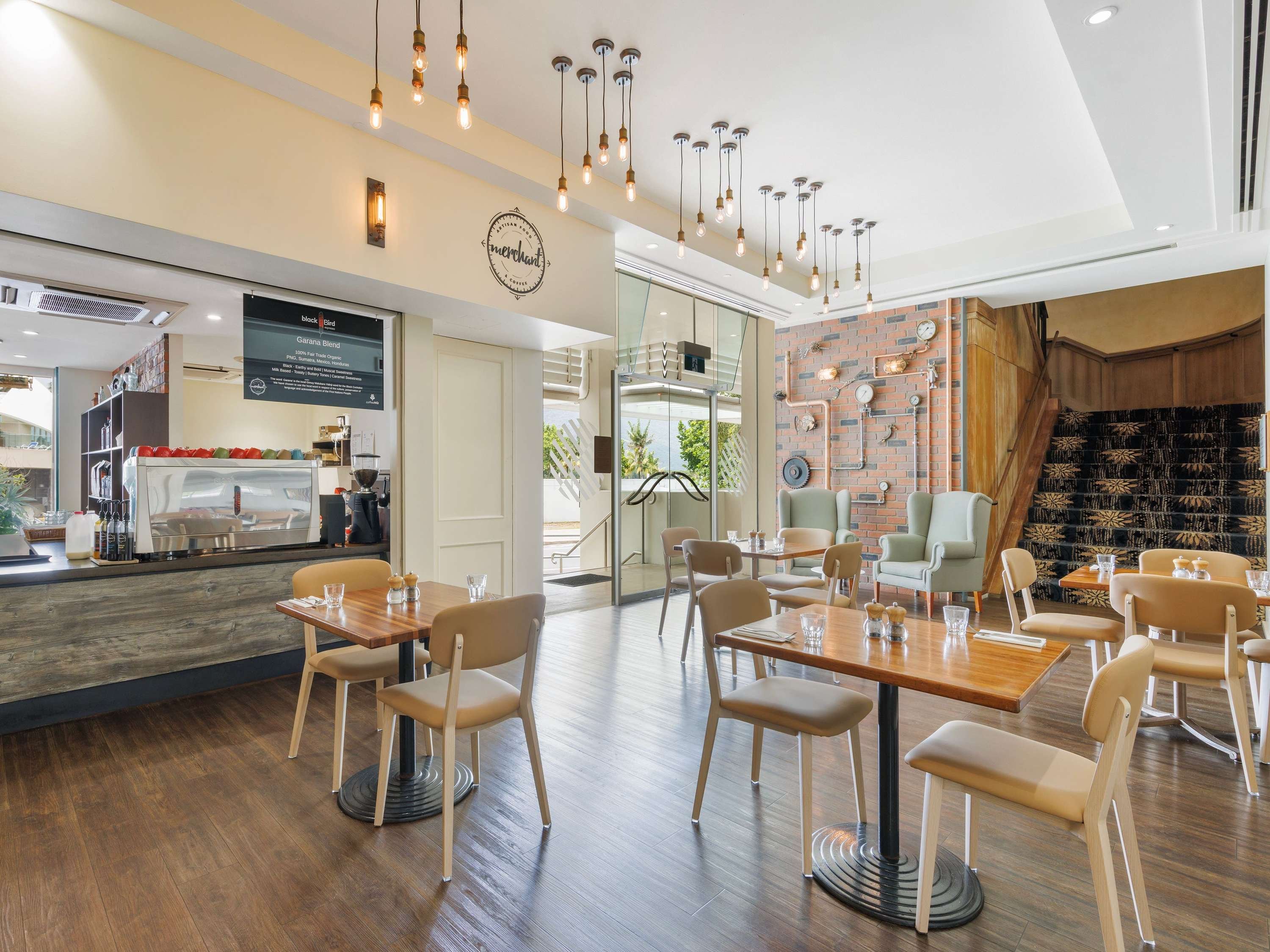 Pullman Reef Hotel Casino by null