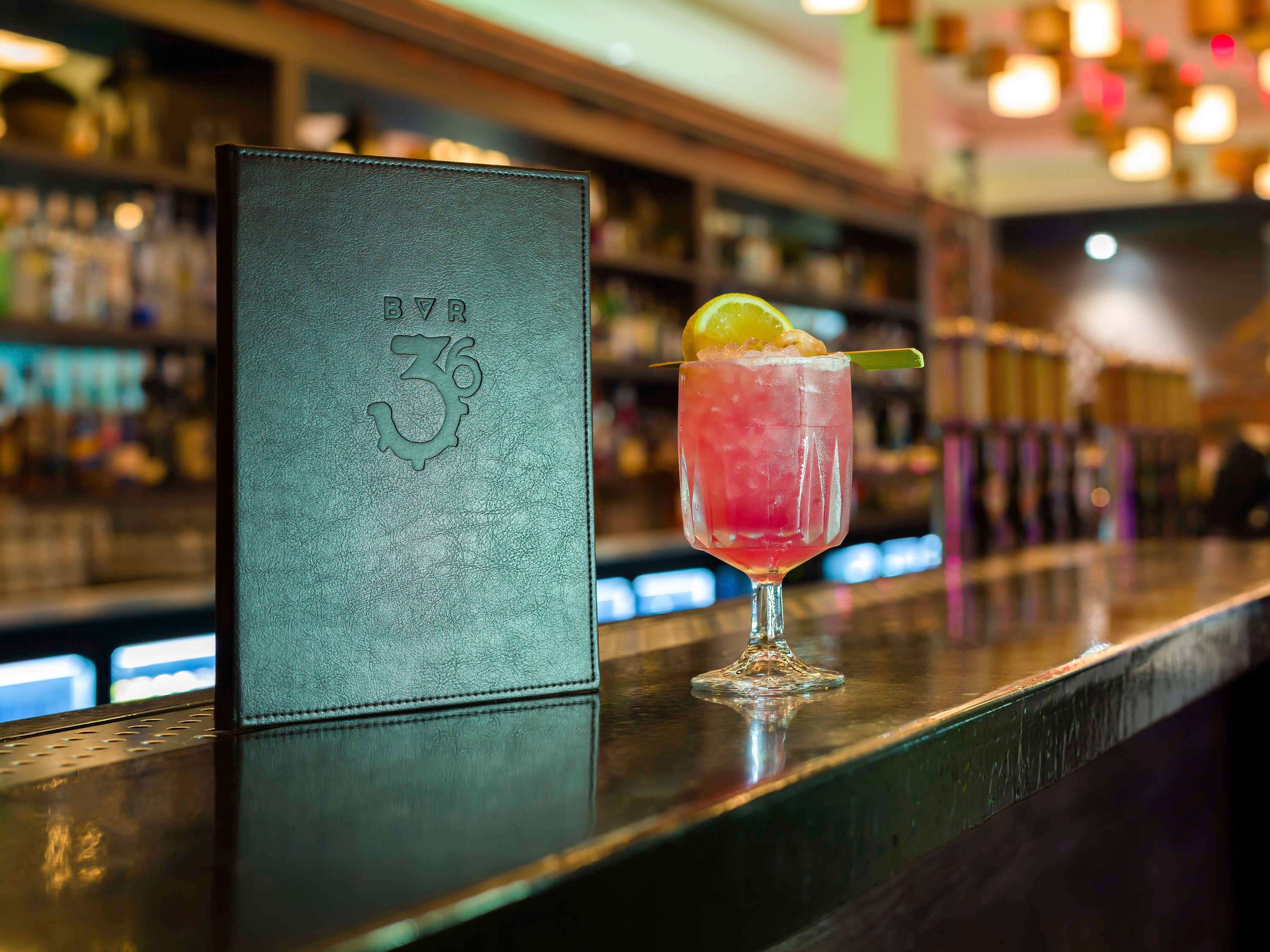 Pullman Reef Hotel Casino by null