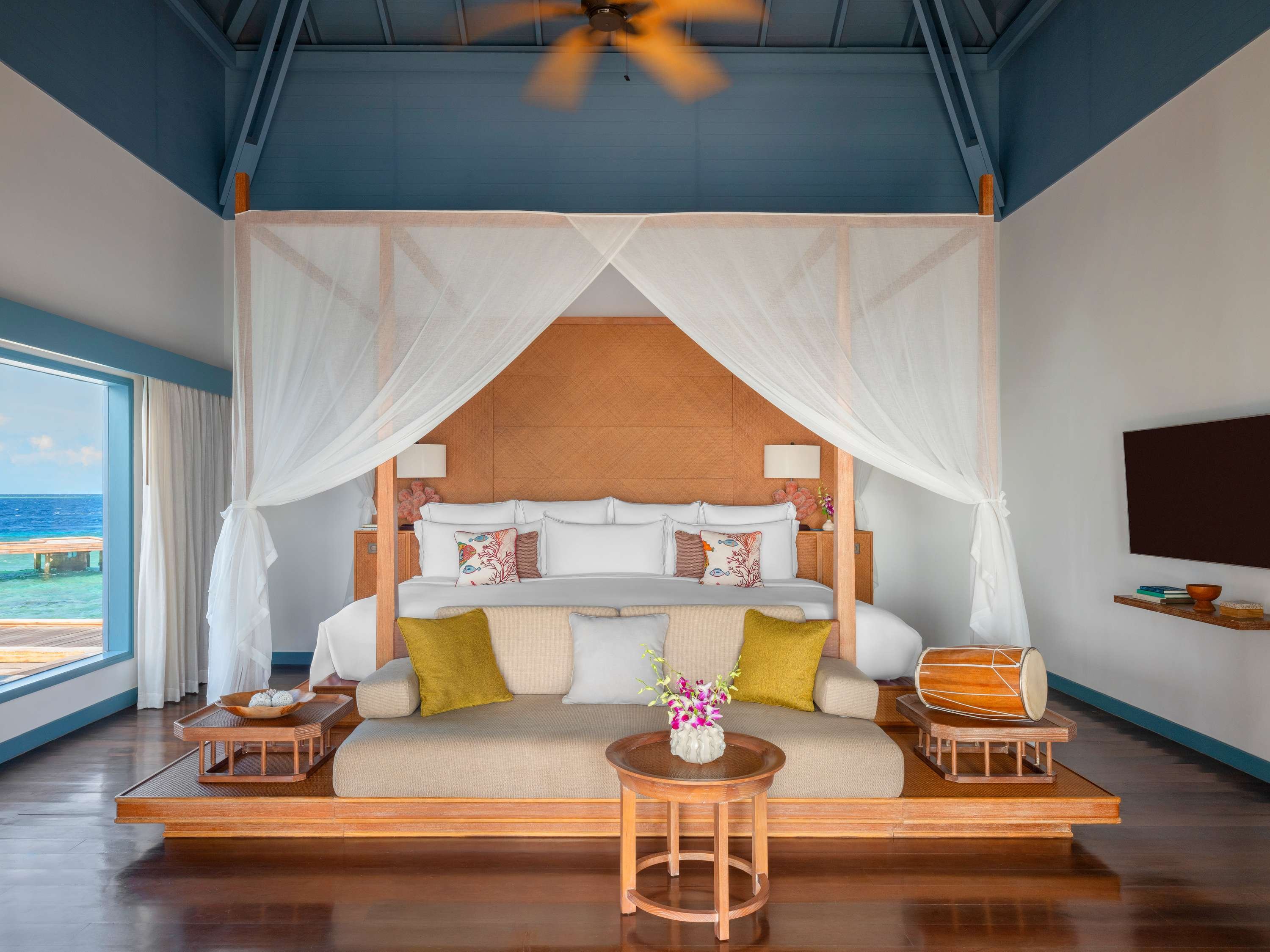 Raffles Maldives Meradhoo Resort by null