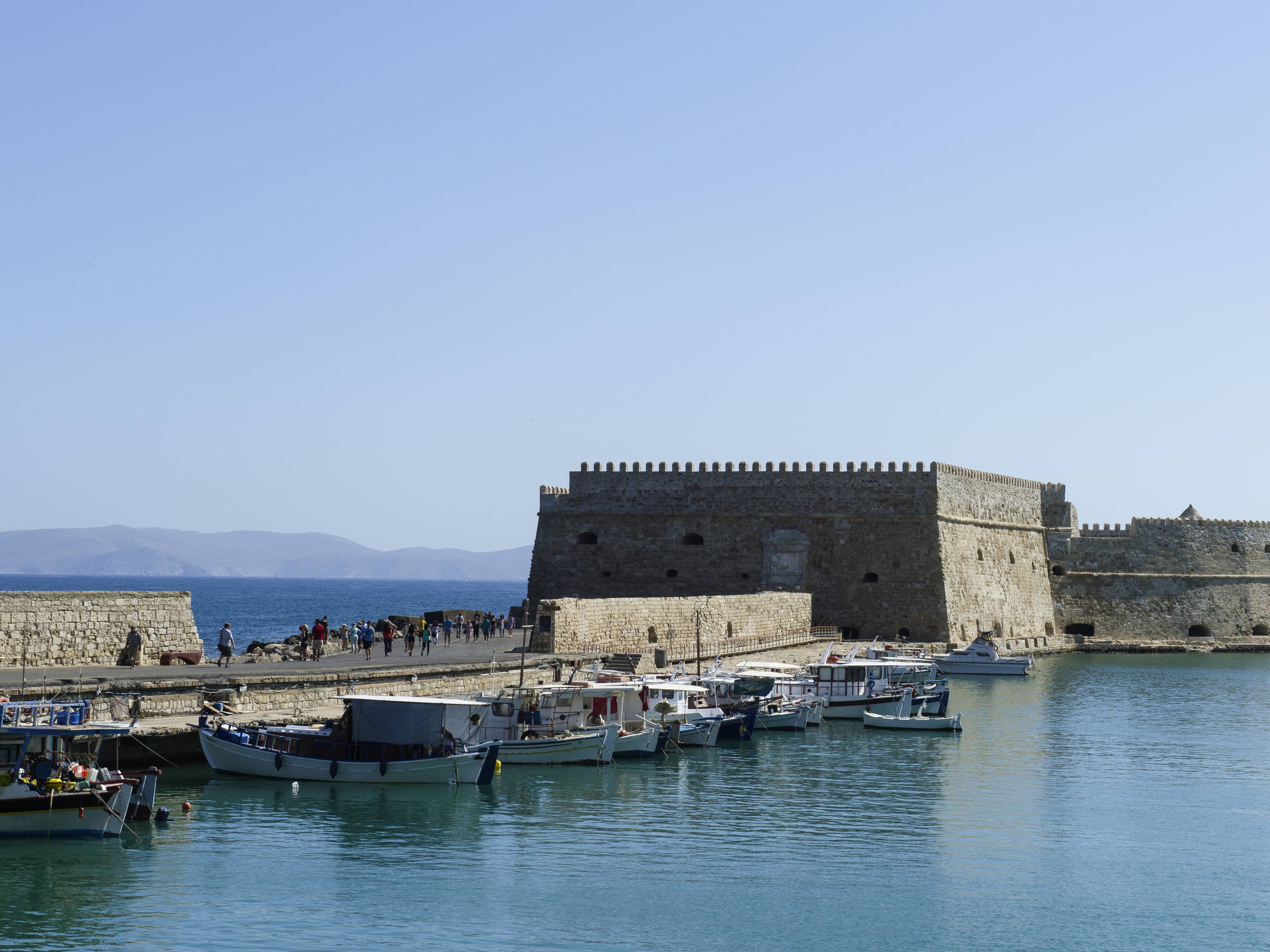 ibis Styles Heraklion Central by null