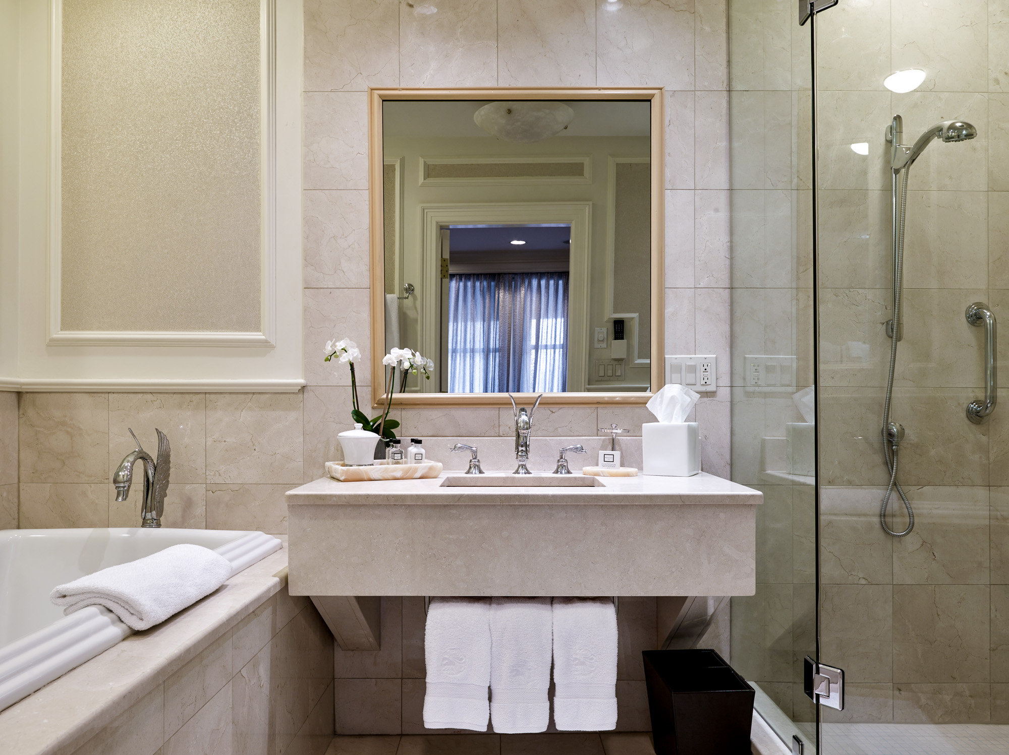 The Lenox Hotel by null
