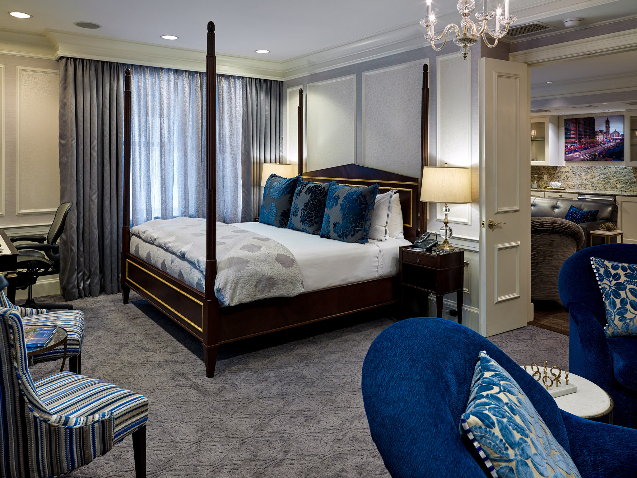 The Lenox Hotel by null