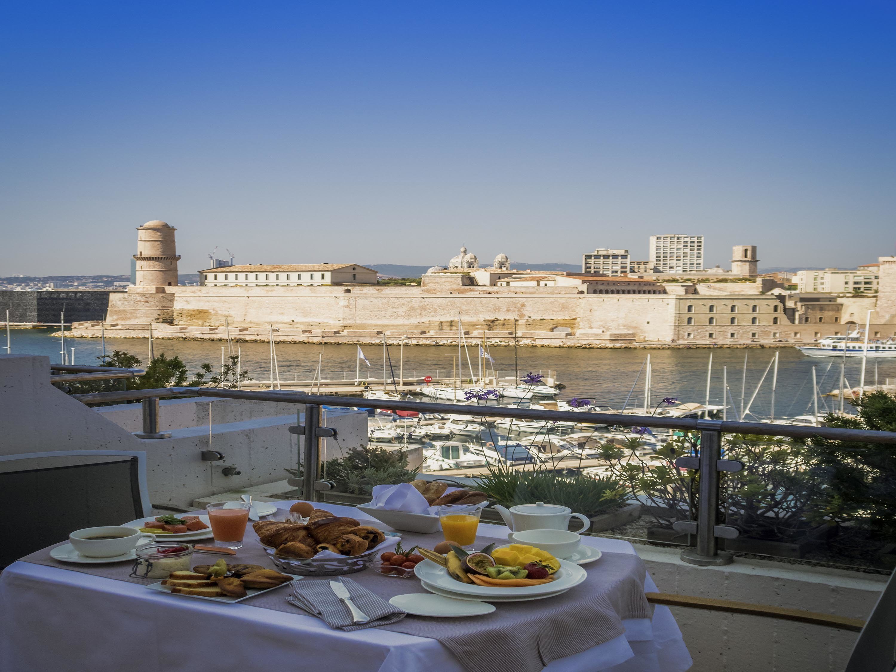 Hotel Sofitel Marseille Vieux Port by null