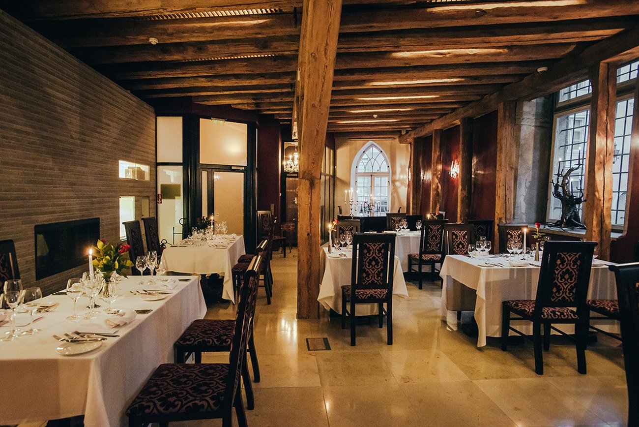The Three Sisters Hotel by null
