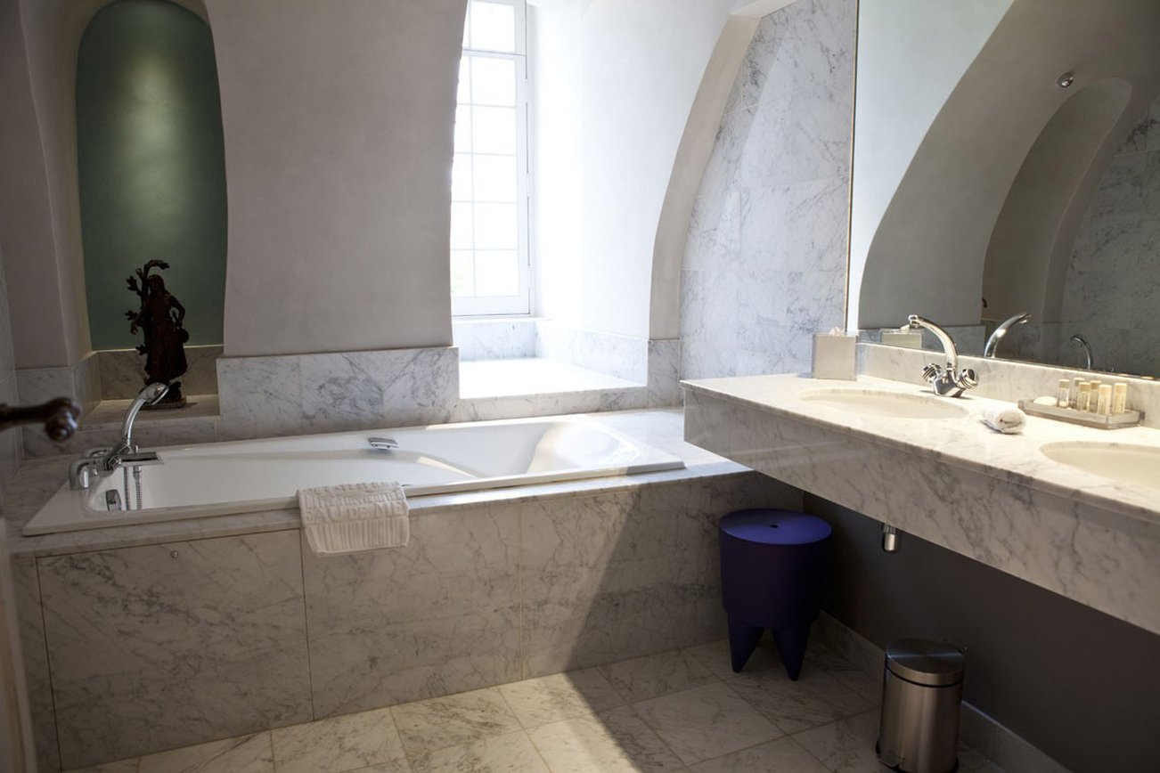 Chateau De Mercues by null