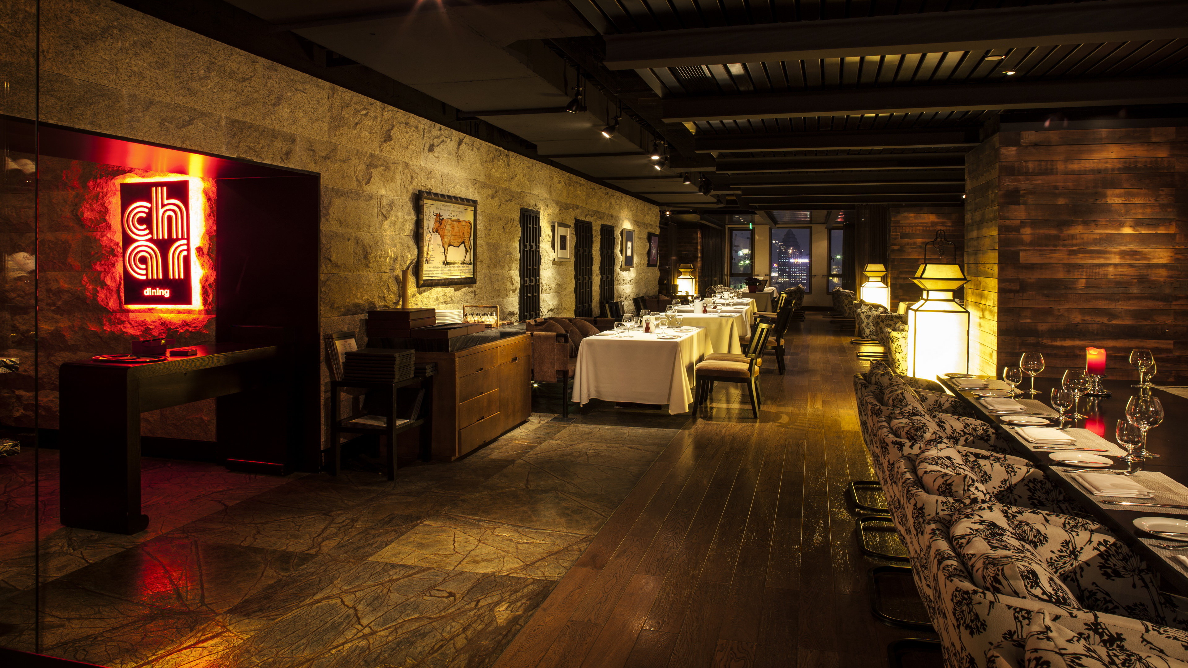 Hotel Indigo Shanghai on The Bund by null