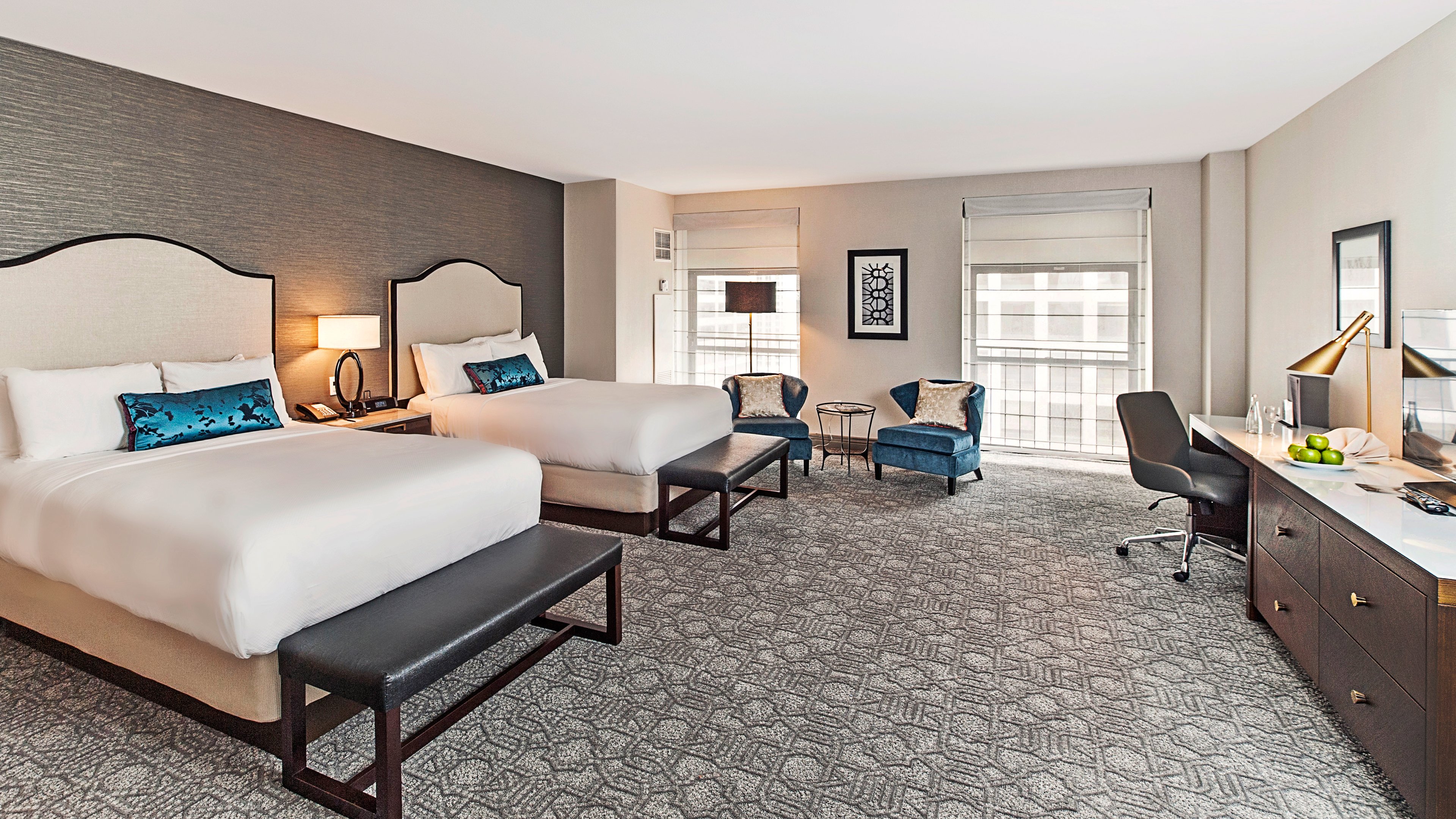 InterContinental Chicago Magnificent Mile, an IHG Hotel by null