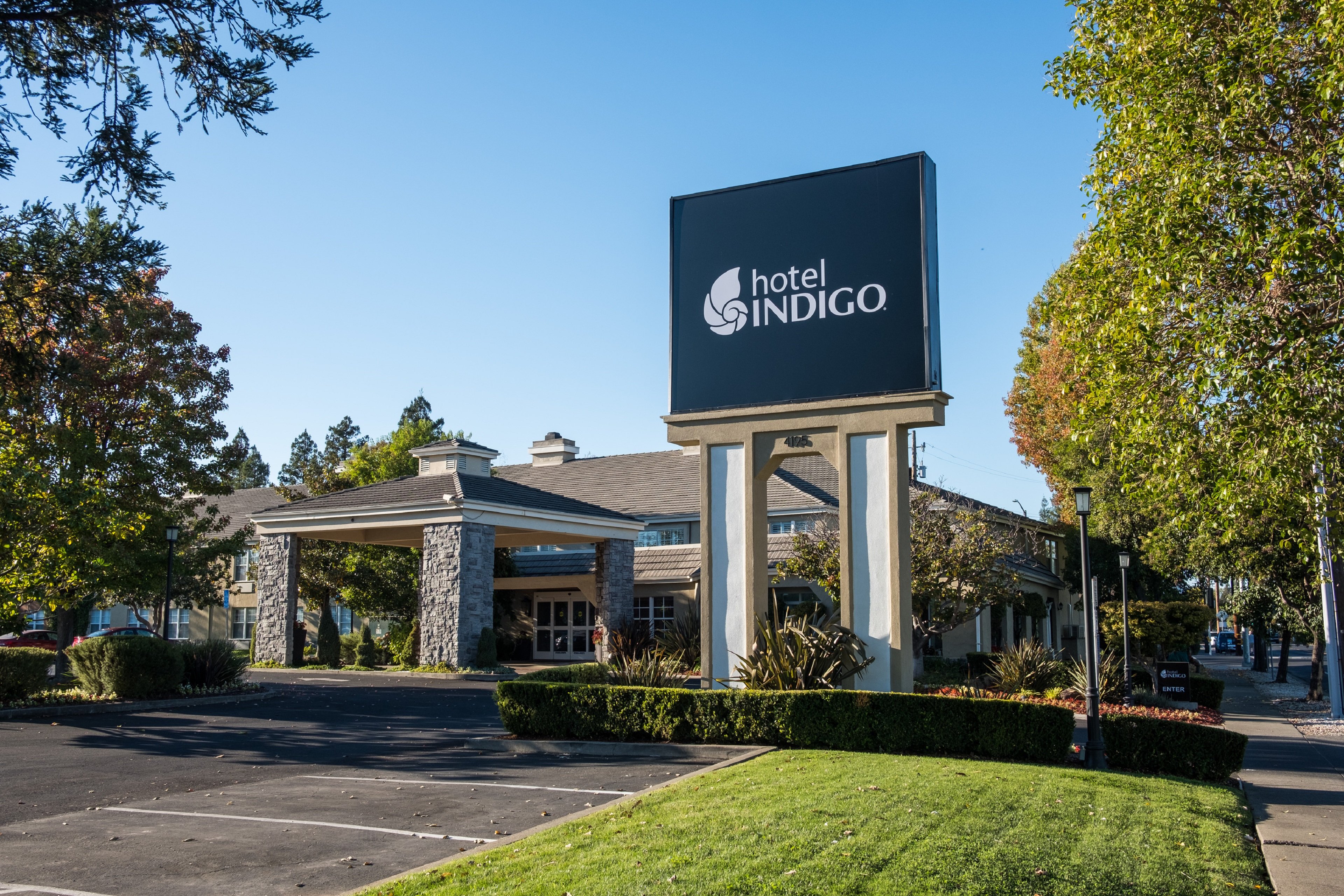 Hotel Indigo Napa Valley, an IHG Hotel by null