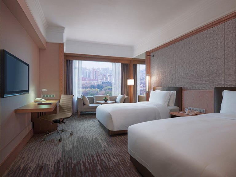 New World Shanghai Hotel by null