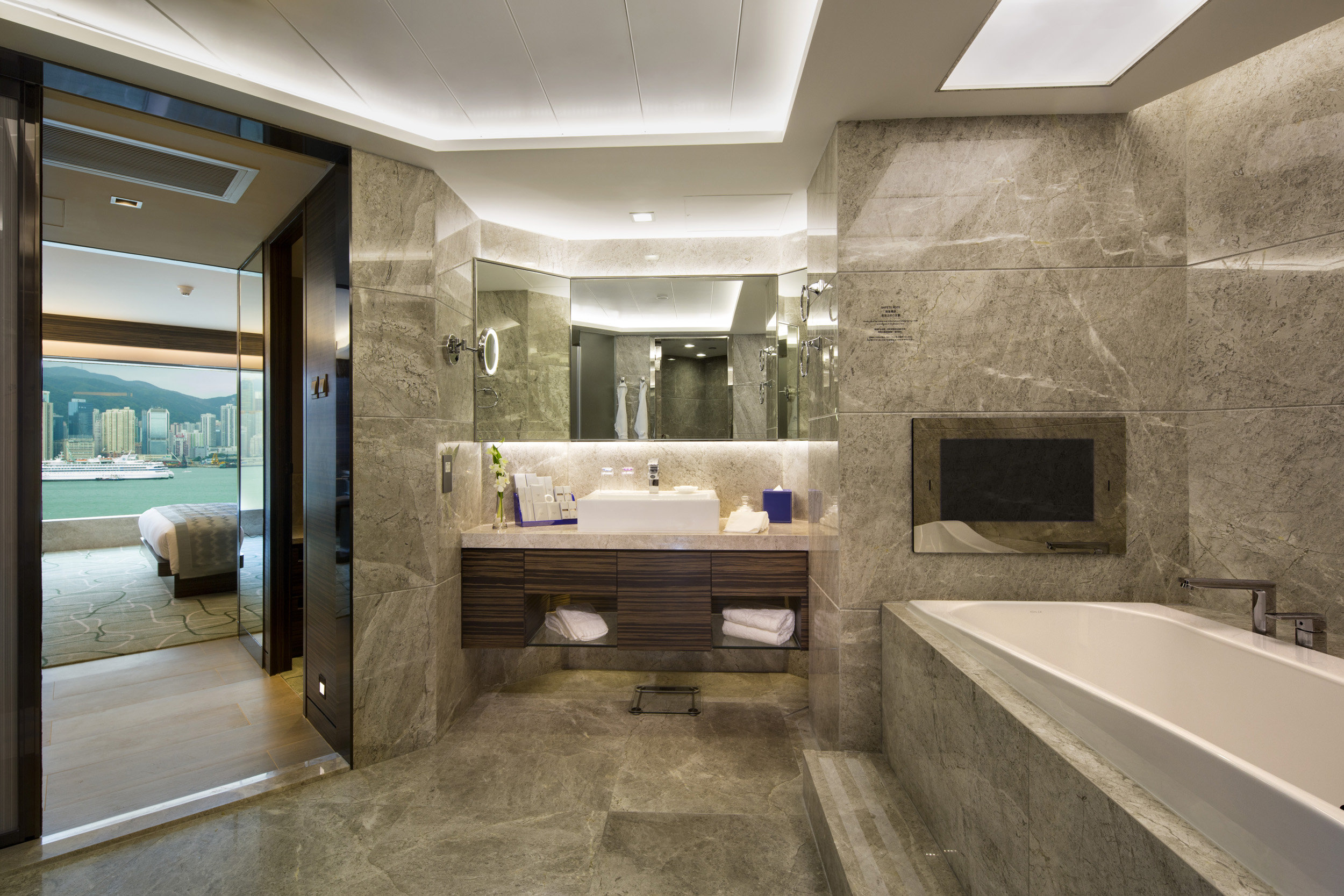 New World Millennium Hong Kong Hotel by null