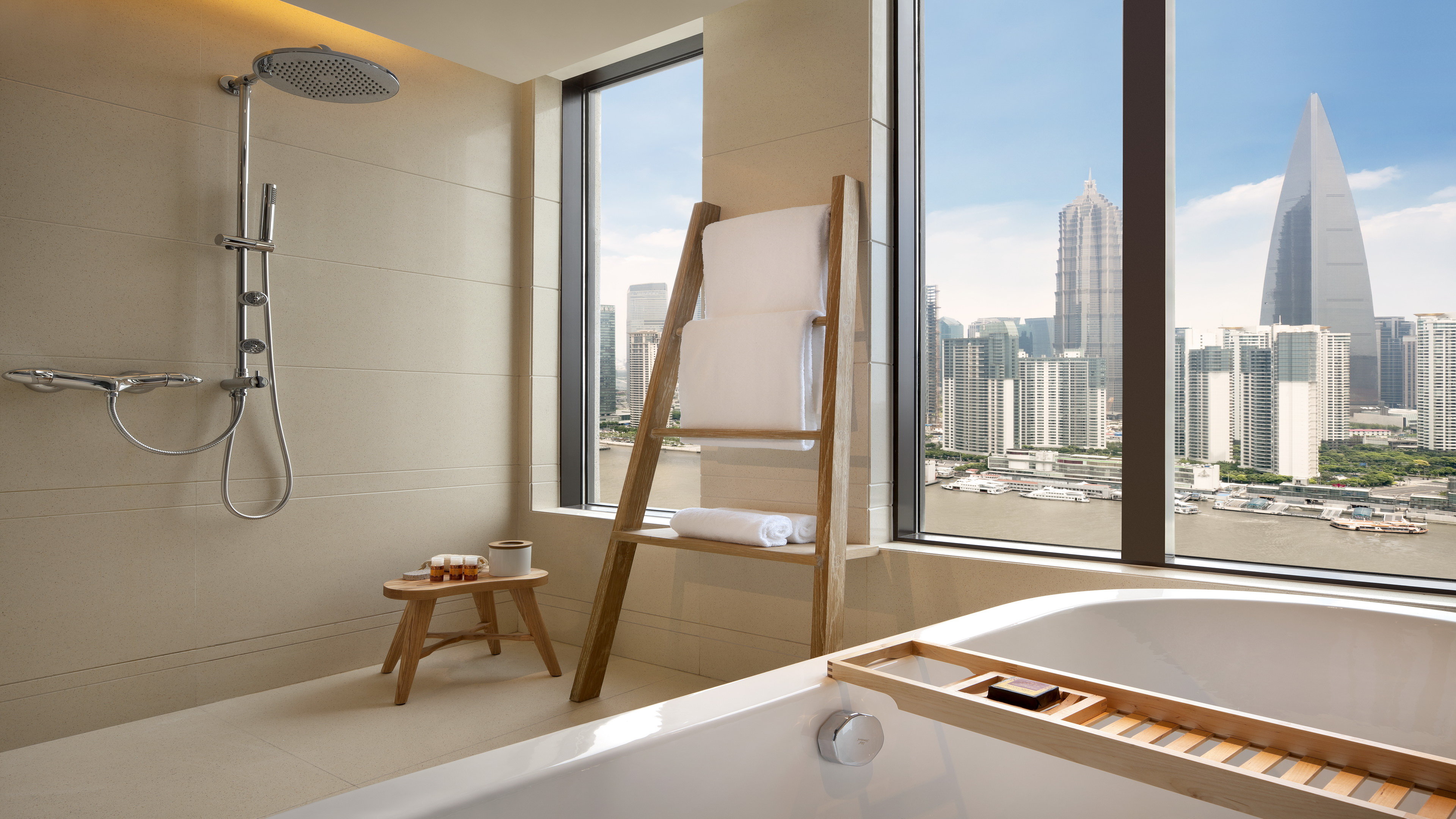 Hotel Indigo Shanghai on The Bund by null