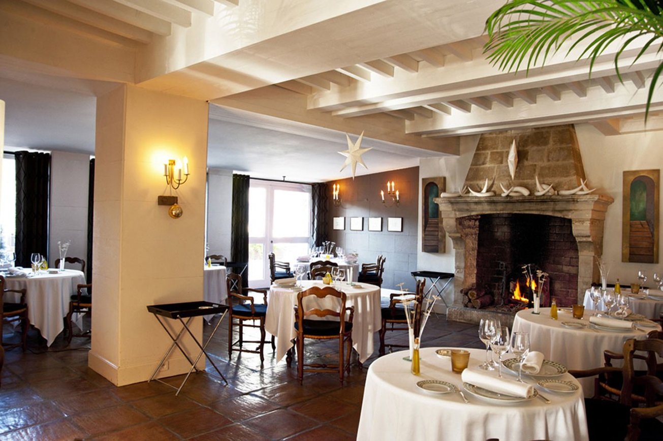 Hôtel Le Prieuré Baumanière 5 étoiles Relais & Châteaux by null