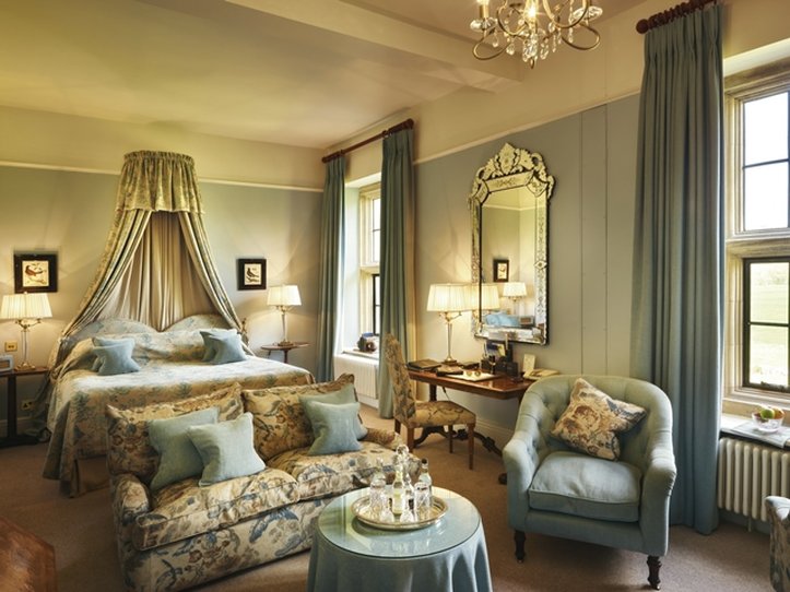 Llangoed Hall Hotel by null