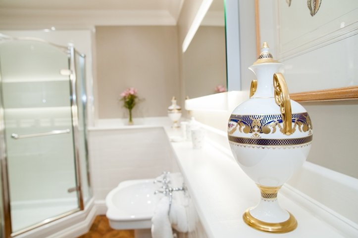 Llangoed Hall Hotel by null