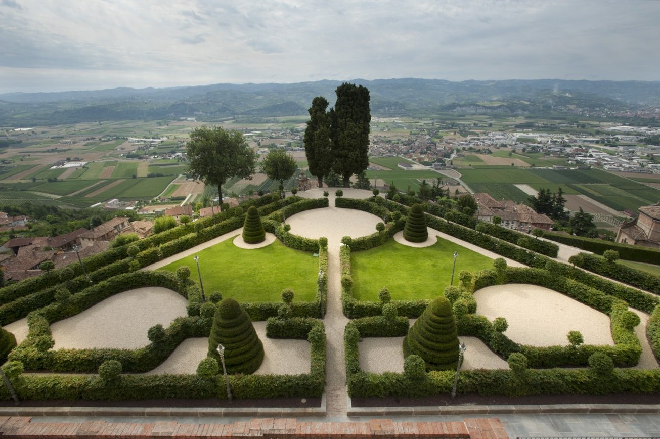 Castello di Guarene - Relais & Chateaux by null