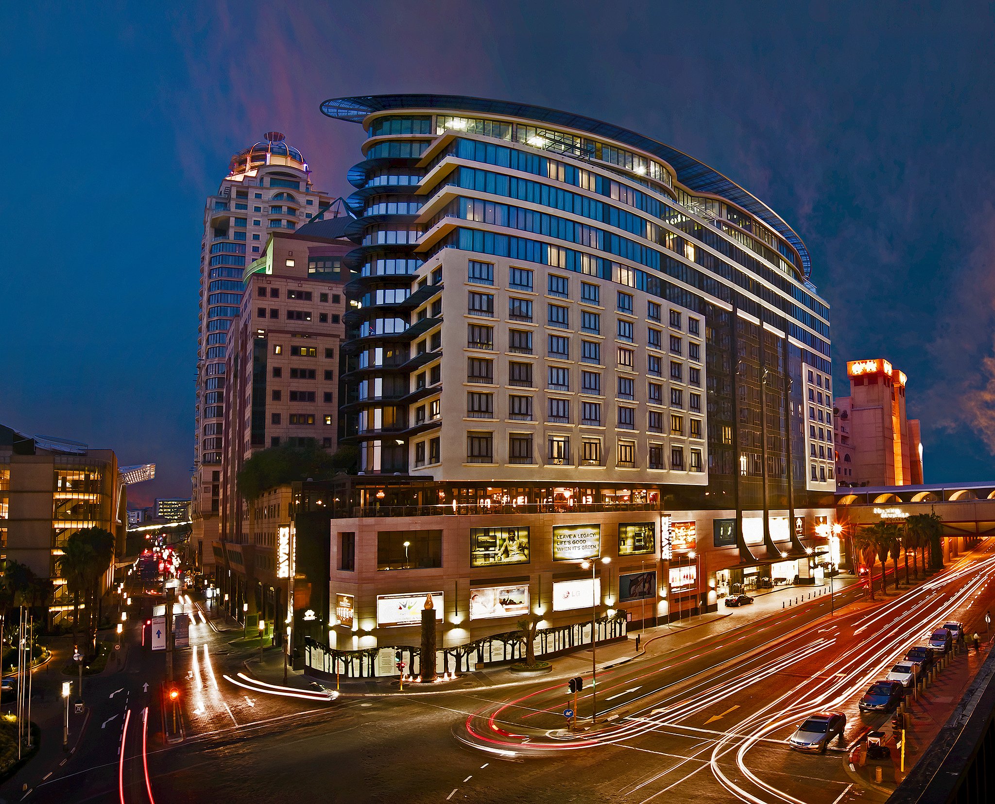 DaVinci Hotel and Suites on Nelson Mandela Square image